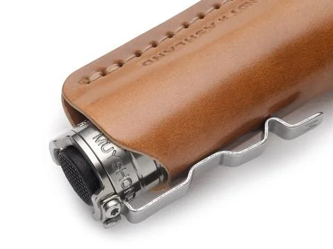 Muyshondt_Leather_Torch_Inside_04_107816_large.jpg
