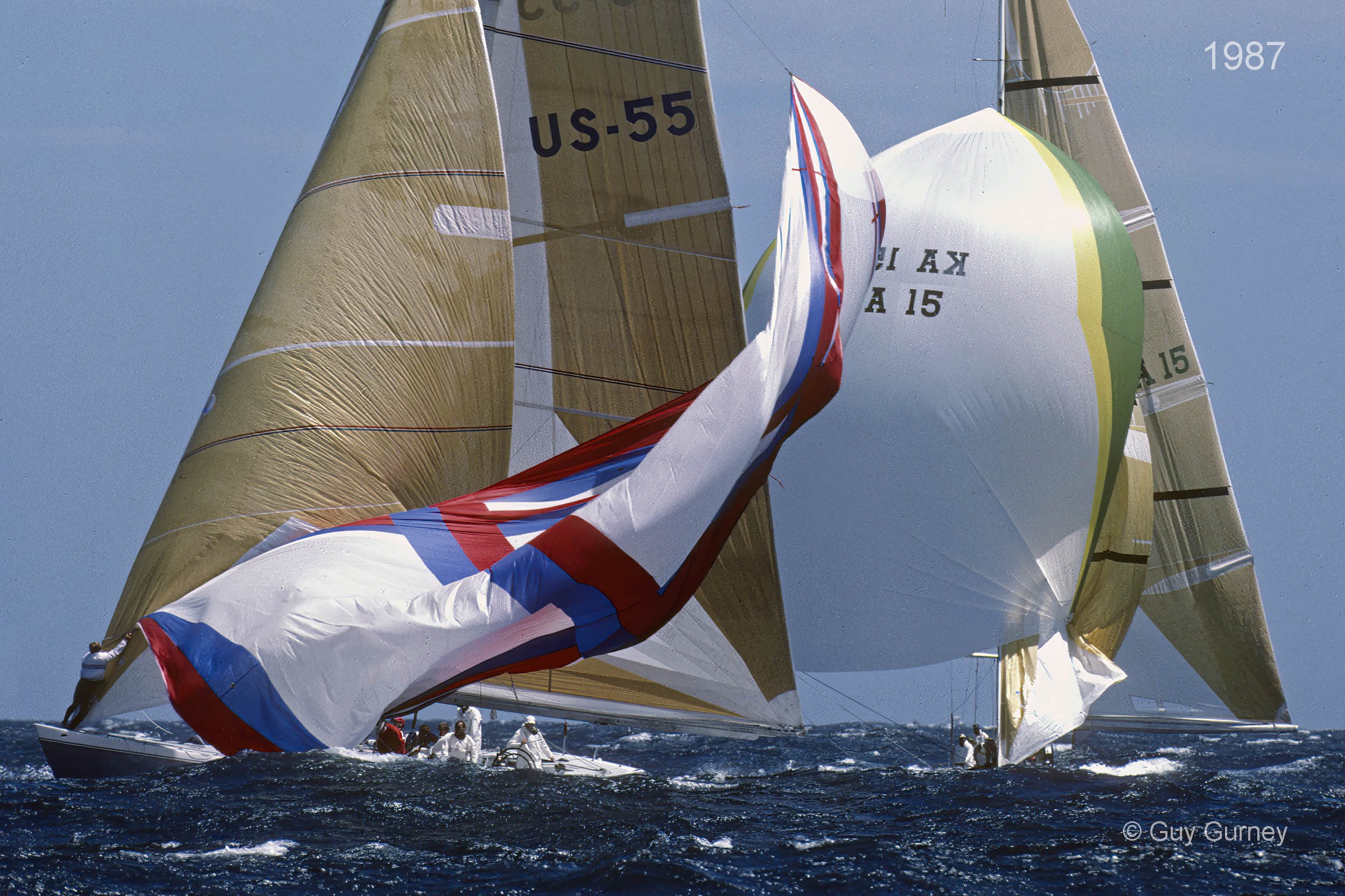 AM87-race-2-01-s-A-crop.jpg