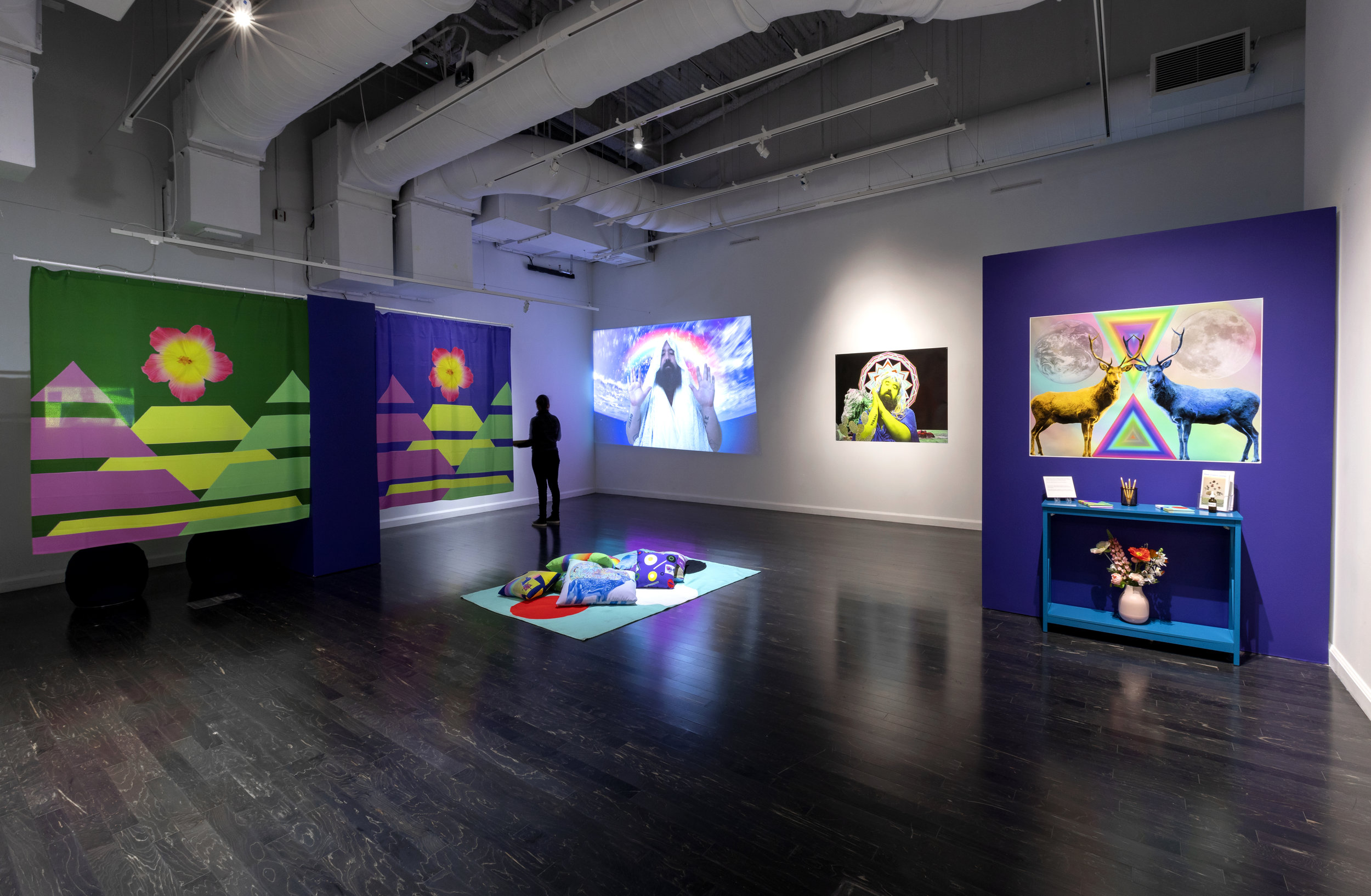 5-14-2019_EdgarFabianF_ArtInstall_02.jpg