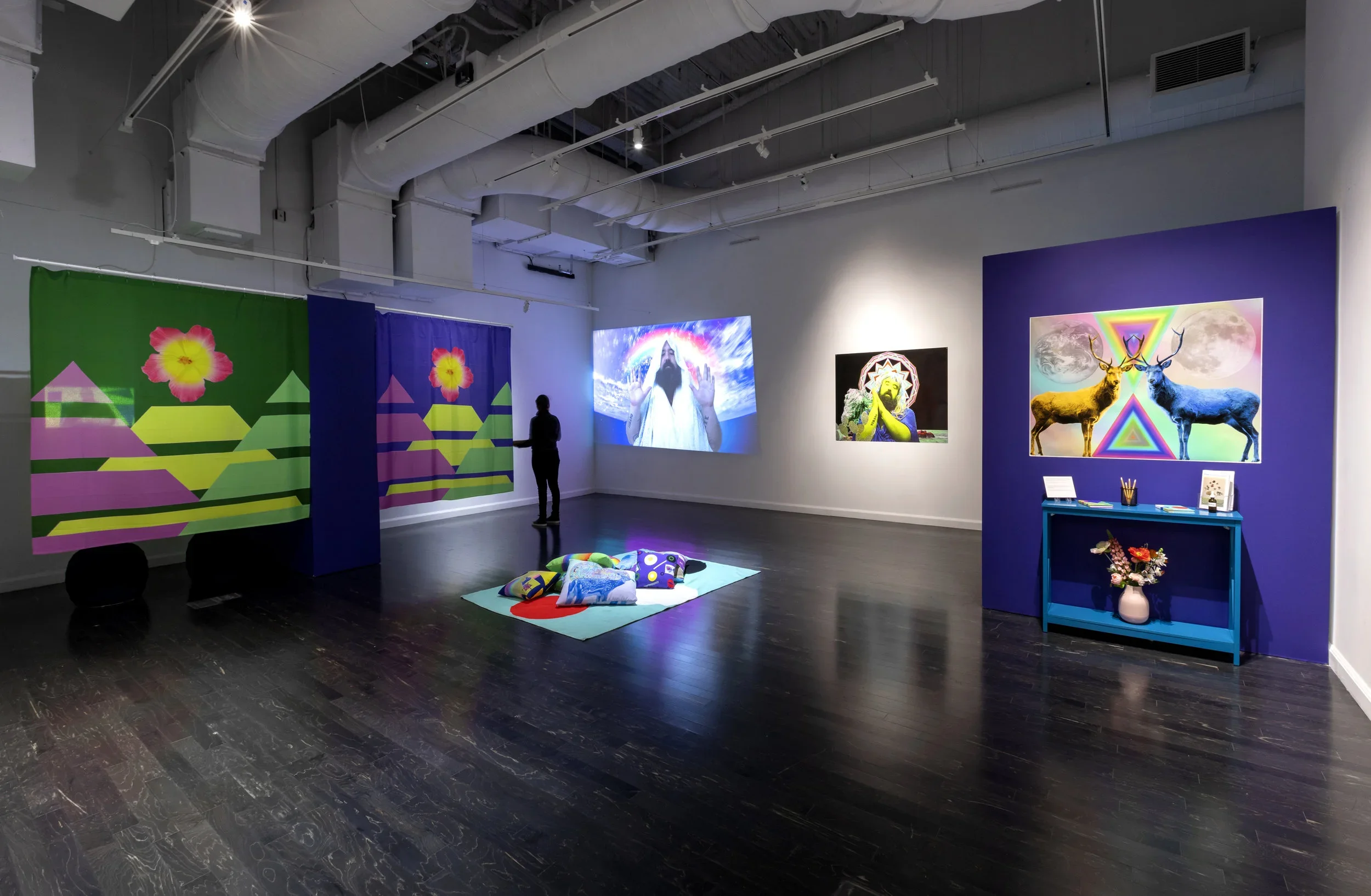 5-14-2019_EdgarFabianF_ArtInstall_02.webp