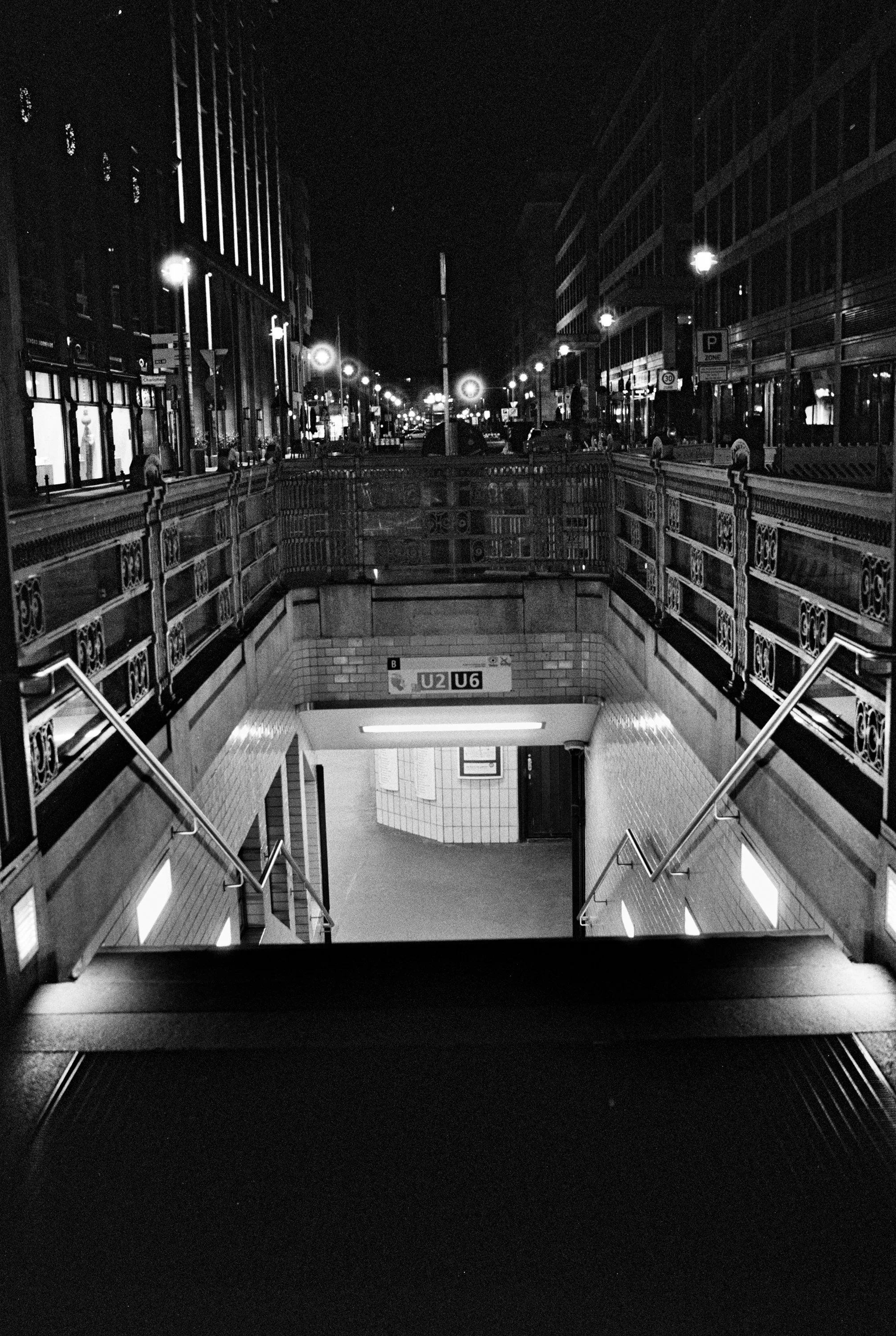 Berlin.U2.U6. 24.jpg