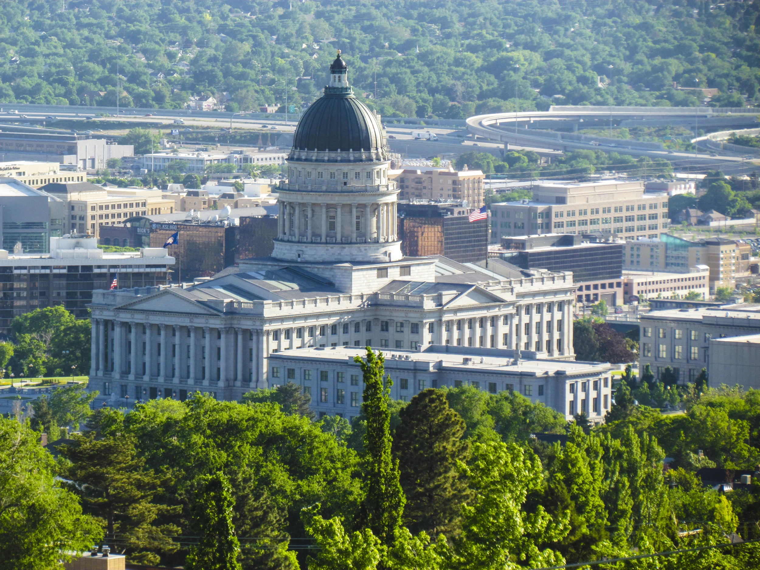 Utah_State_Capitol_Building.jpg
