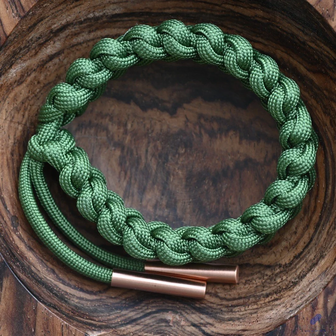 NOW IS THE PERFECT TIME TO PURCHASE A BROZLETZ BRACELET AS A GIFT FOR SOMEONE, OR FOR YOURSELF! USE PROMO CODE: BROZLETZ2020 ON OUR WEBSITE.➡️ https://www.brozletz.com/
|
TODAY WE ARE FEATURING OUR GREEN MEN'S BRACELET IN THE &quot;WEAVE&quot; PATTER