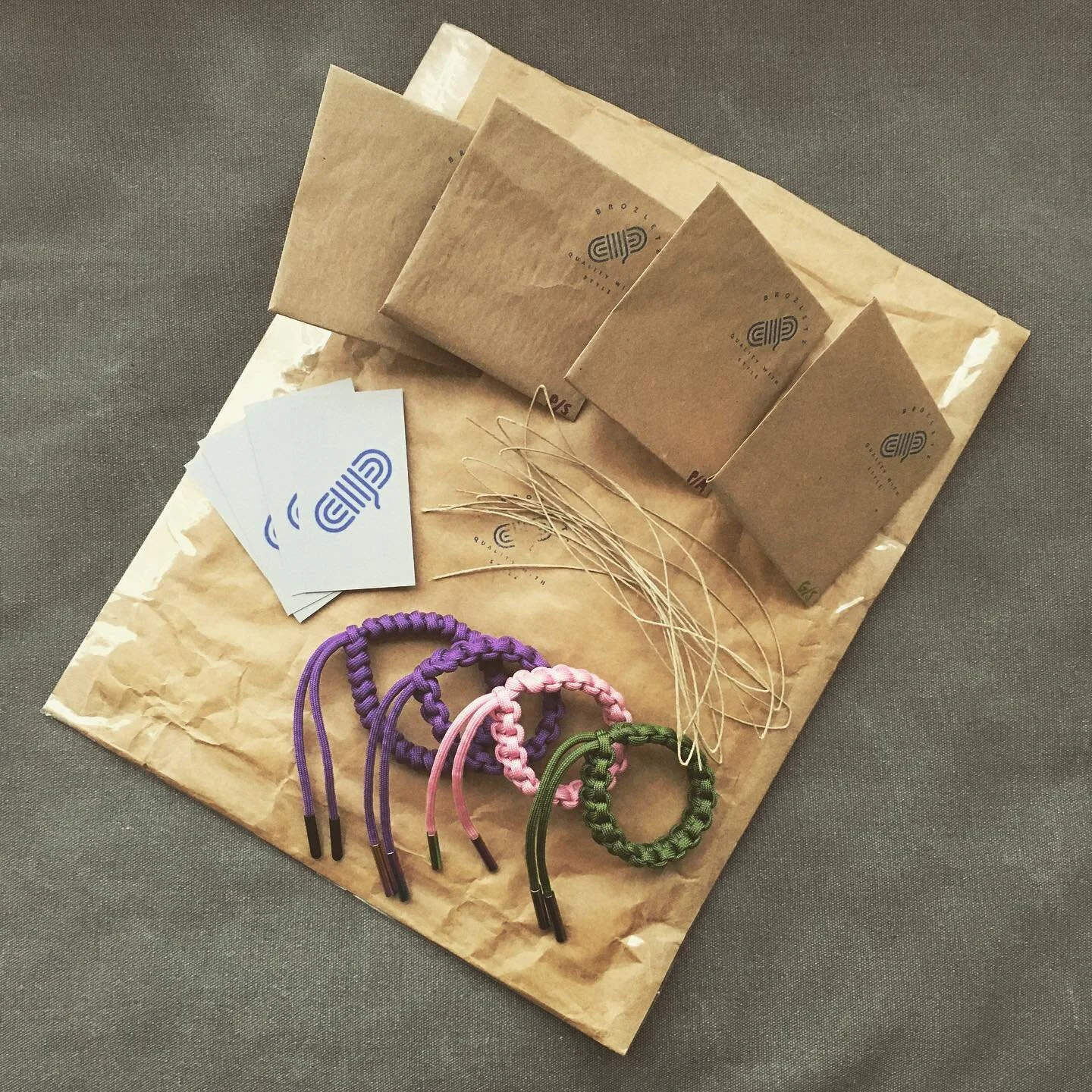 SENDING OUT A NEW ORDER!
|
FREE SHIPPING IS NO LONGER AVAILABLE IF YOU WANT TO RECEIVE YOUR ORDER BY CHRISTMAS. A FASTER SHIPPING OPTION IS AVAILABLE AT CHECKOUT FOR A SMALL FEE. 
ORDER SOON!⏳
 
- THE BROZ
 
WEBSITE: WWW.BROZLETZ.COM
