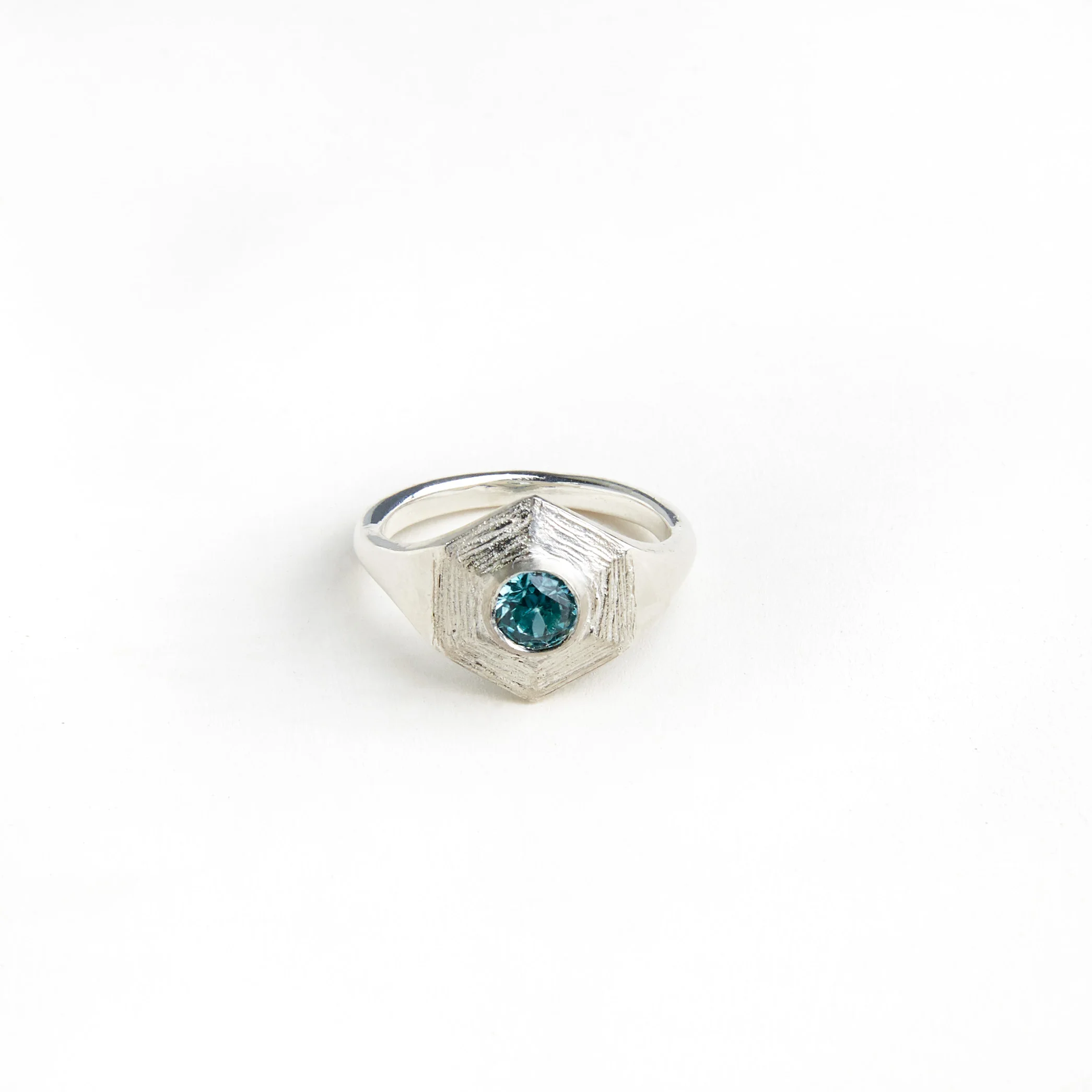 Sphaera.Hex Large Single ring SS Aquamarine.jpg