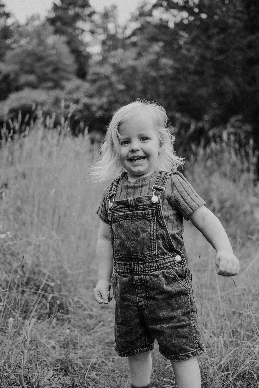 Family Summer 24 -2453-2.jpg