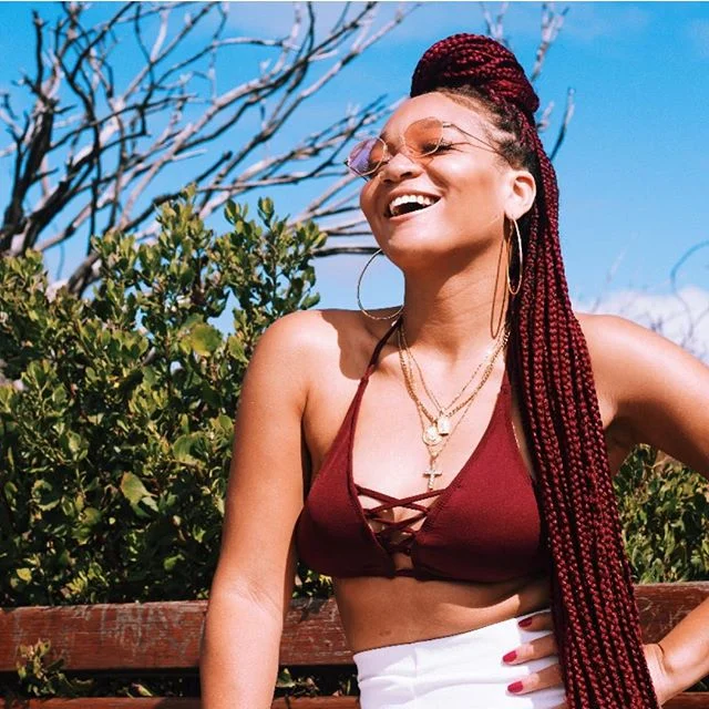 Smile! It&rsquo;s spring!😍 #atlantabraider #atlbraider #atlantahairstylist #atlantastylist #atlhair #atlantamodels #atlantabarbers #atlbraids #atlhairstylist #kneelengthbraids #braidsatlanta #braidsgang #boxbraids #businesswoman #businessowner
#croc