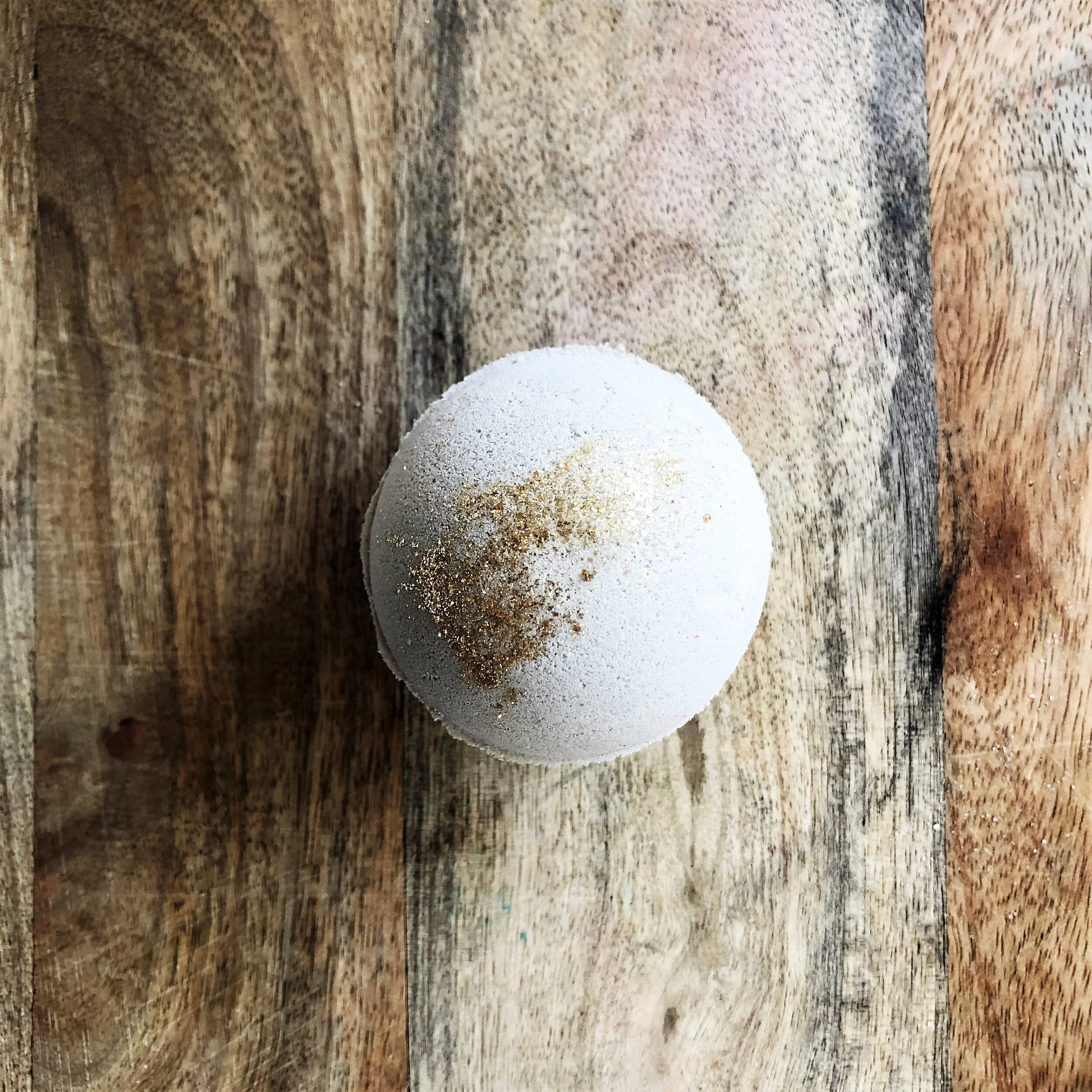 Amber Romance Bath Bomb