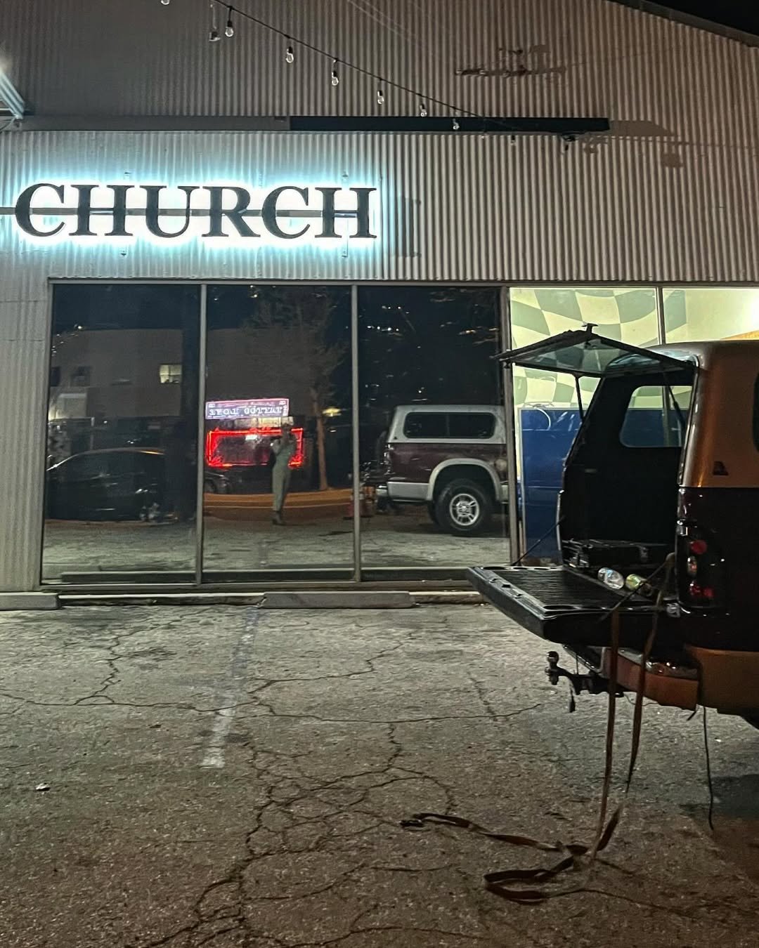 [image] - 1748377.jpeg