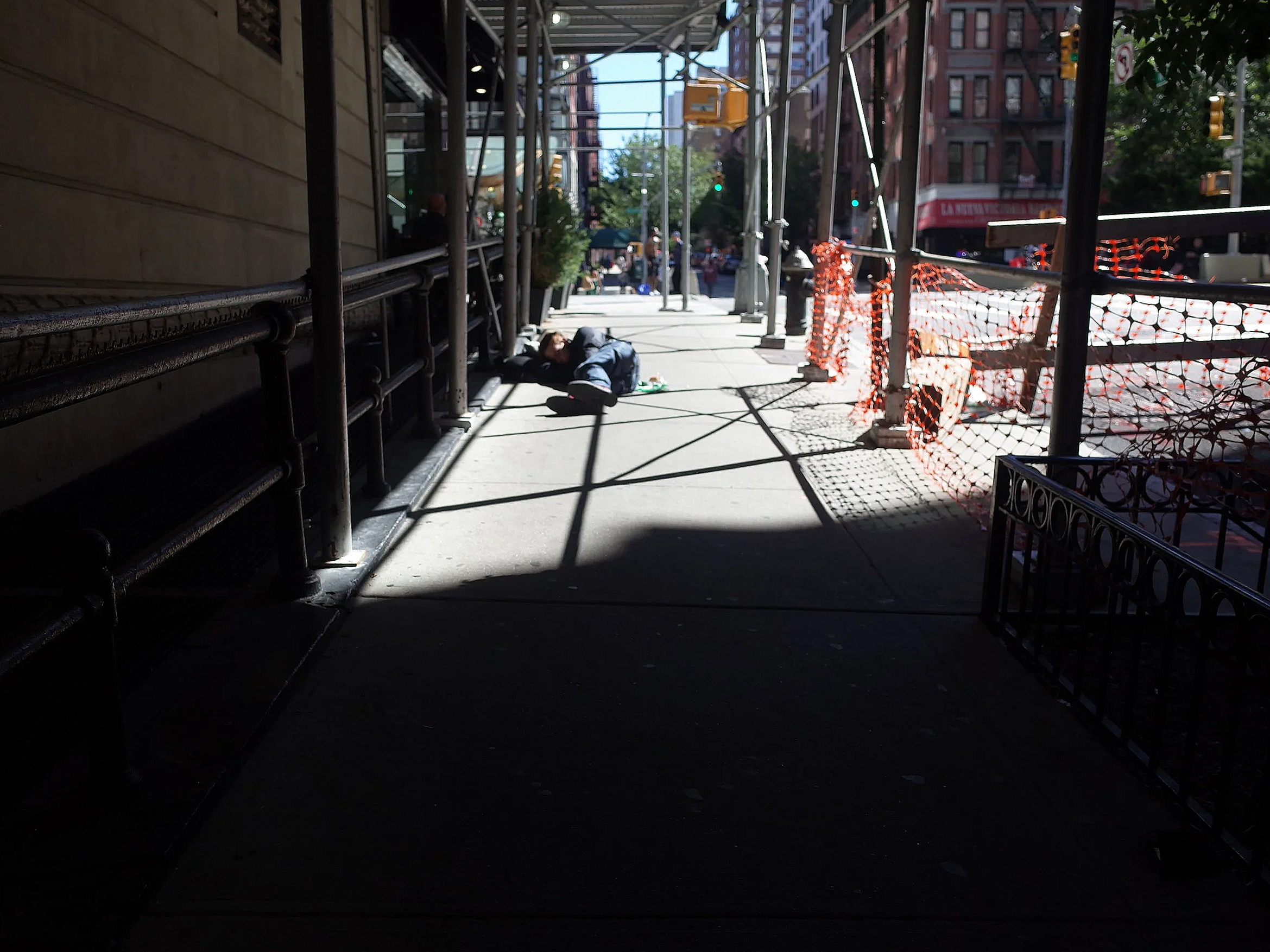 R0009242.png