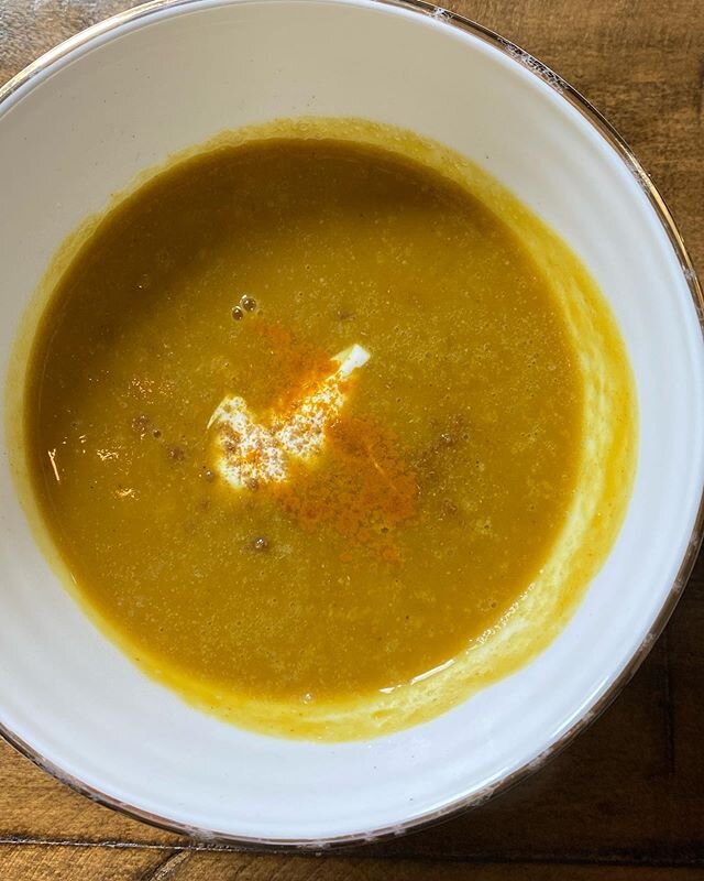 Butternut Squash Vindaloo was so yummy on a rainy spring day. My pur&eacute;ed  veggie soup &ldquo;recipes&rdquo; are fairly simple and freestyle but have similar components. I take a medium sized stock pot and lightly saut&eacute; 1/4 onion in a tab