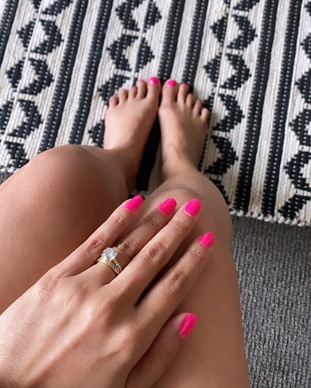 Painting my nails with a safer nail polish option @palatepolish is like a new mindful activity for me these days of quarantine. Choosing to sit and focus on something I&rsquo;m not very good and doing it anyway. This bright pink affair [Sugar Cookie]