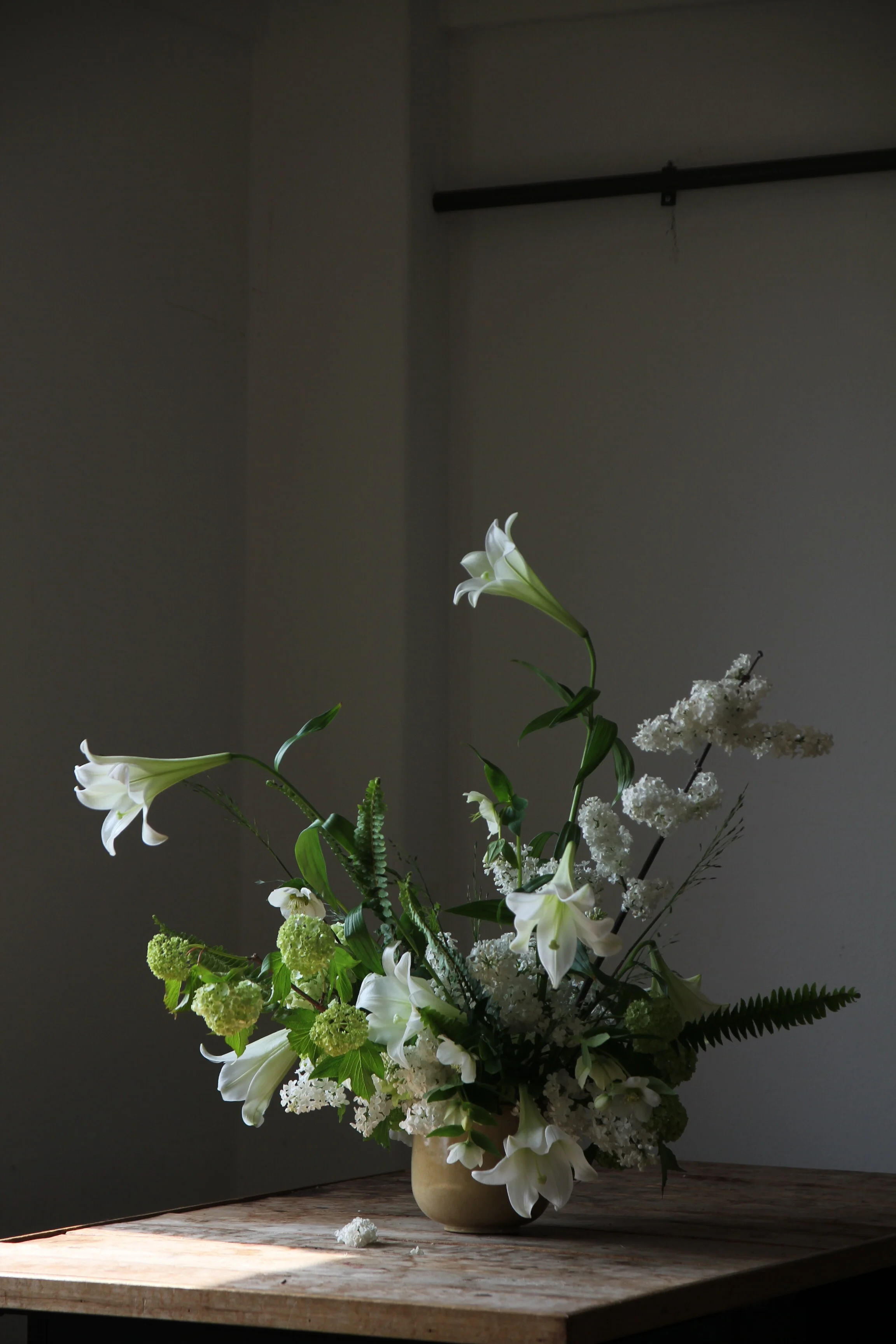 Professional Florist Course 2_29 Crescent Water Vase