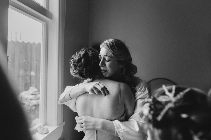 070-bride-groom-getting-ready-melissa-mills-photography.jpg