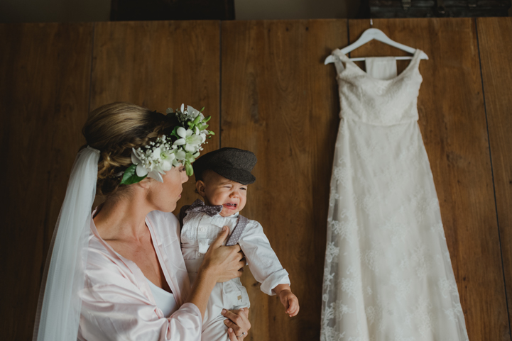 075-bride-groom-getting-ready-melissa-mills-photography.jpg