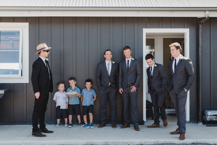 024-melissa_mills_photography_farm_wedding_new_zealand.jpg