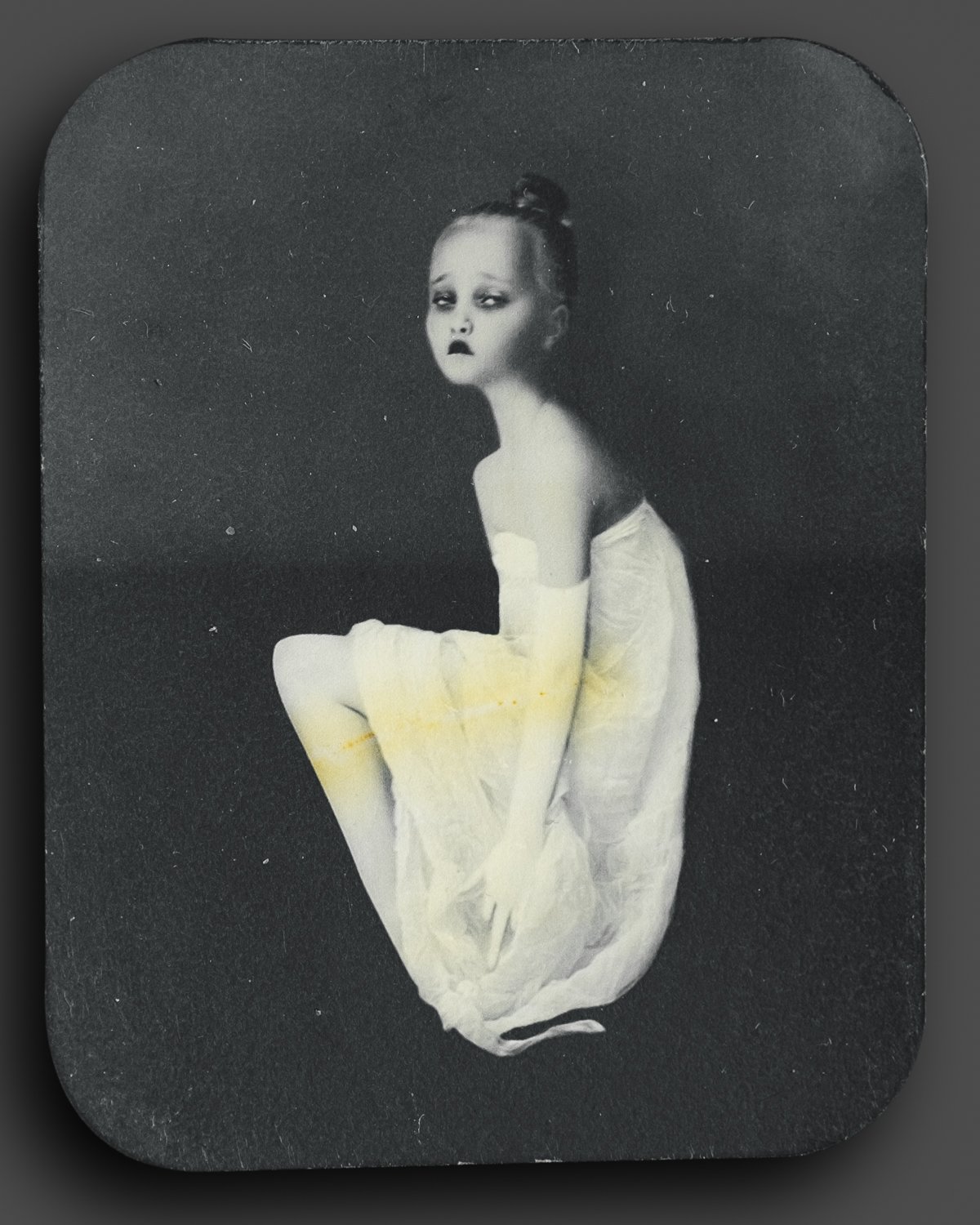 Kaatje Project - Broken Children - Corina Bouweriks - Art and Photography - Contemporary - 1131 - WEB.jpg