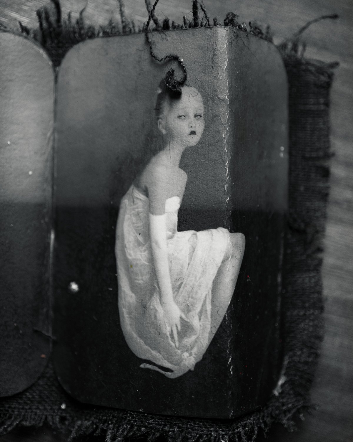 Kaatje Project - Broken Children - Corina Bouweriks - Art and Photography - Contemporary - 1204 - WEB.jpg