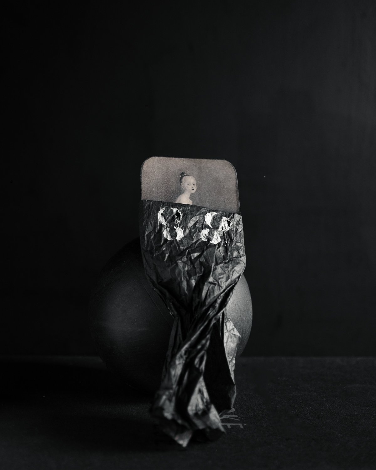 Kaatje Project - Broken Children - Corina Bouweriks - Art and Photography - Contemporary - 1160 - WEB.jpg