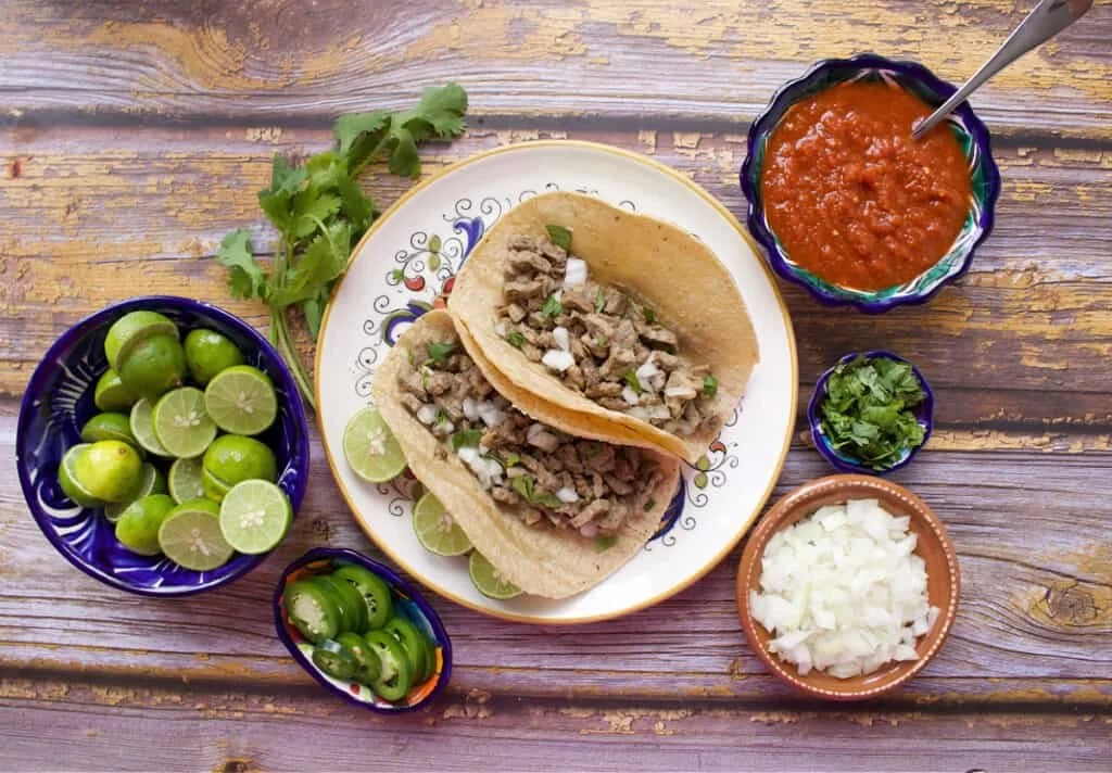 Mexican-Tacos-de-Bistec-1024x712.jpg