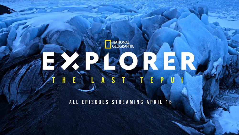 Tv Show Explorer 60 Photos - Moonagedaydream.film