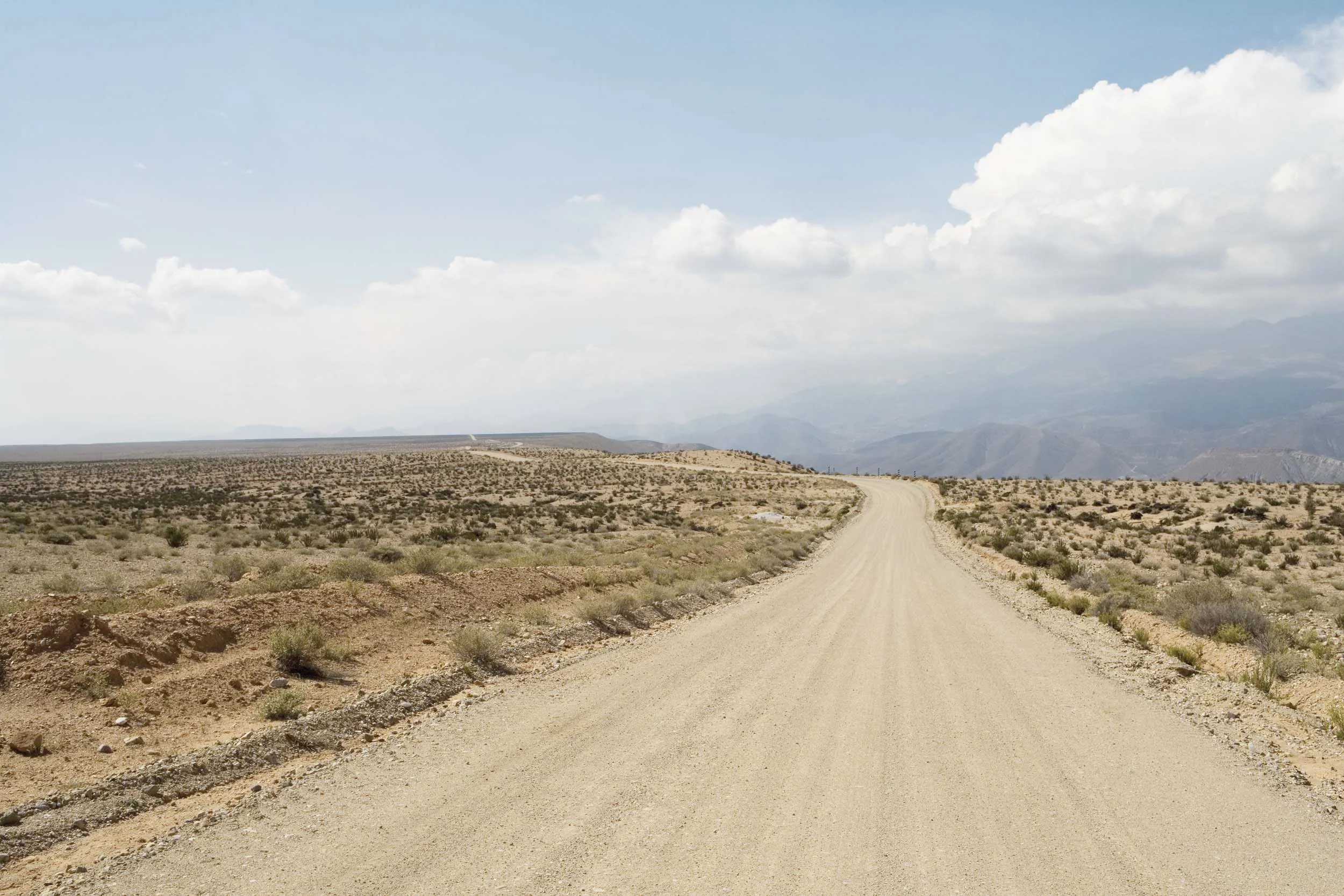 Mountain_road_2.jpg