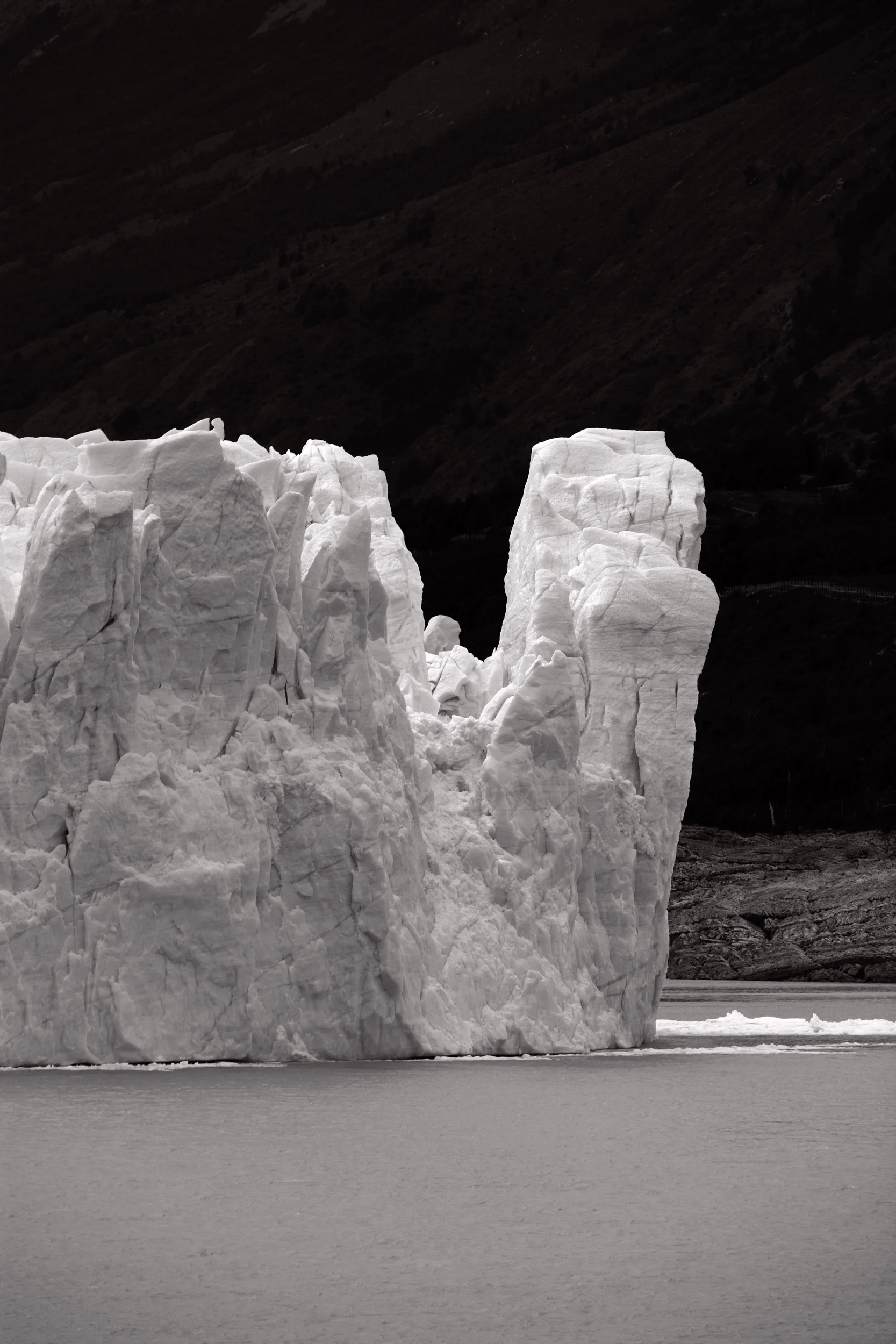 IceHike_2_(77_of_78)B&Wflat.jpg