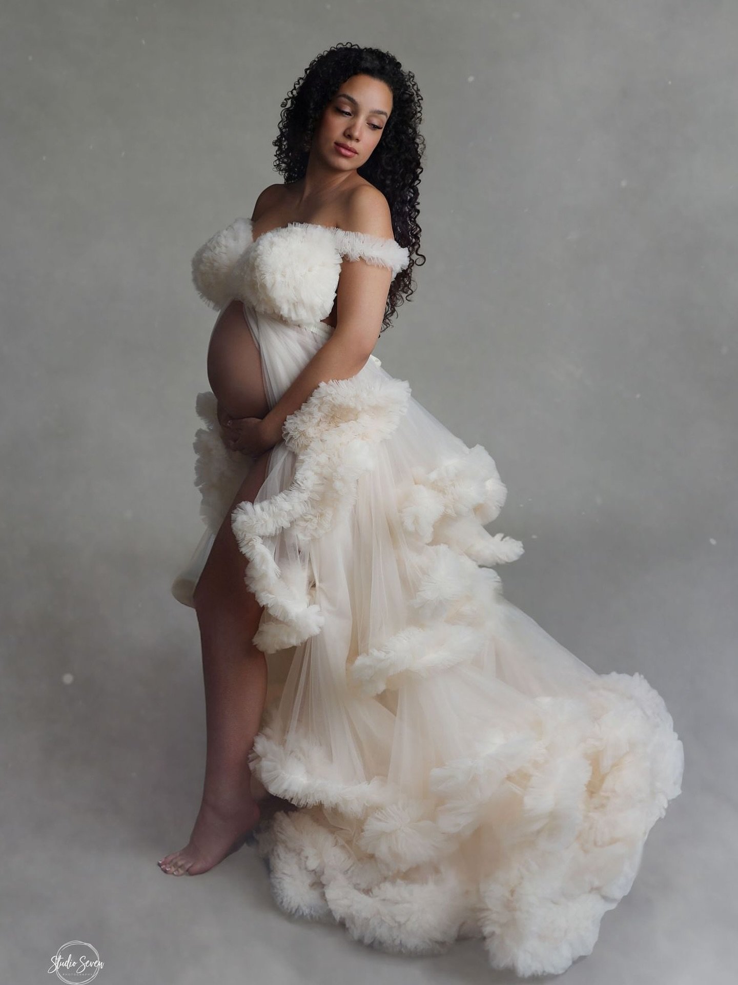 When people ask what I photograph, I always say I specialize in the beauty of women and children. Just like this beautiful mother-to-be, we celebrate the incredible journey of motherhood. You can book your maternity shoot from 20 weeks onward, and we