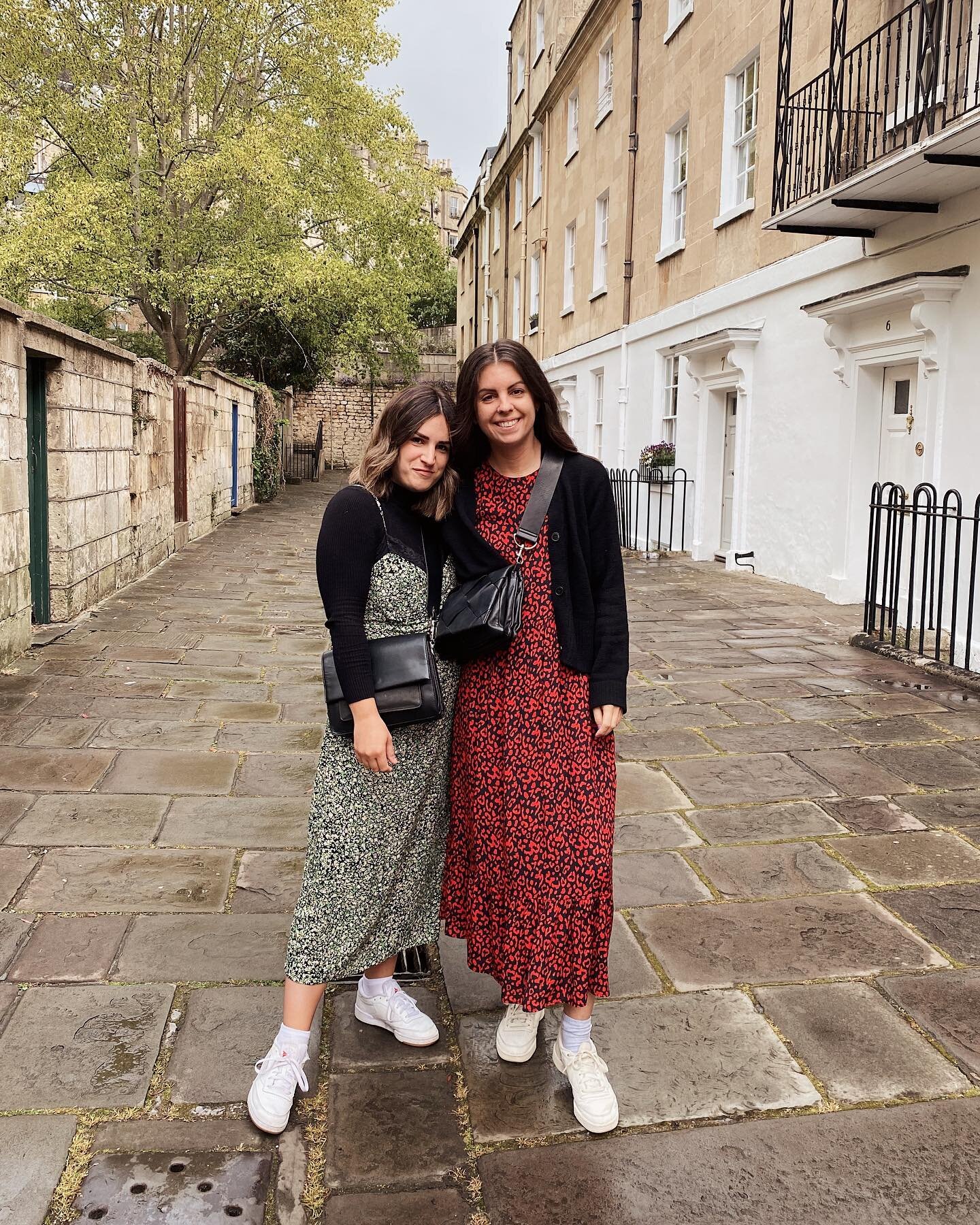 A little weekend in bath ~photo dump~ with the girls, and because it&rsquo;s been some time since @sweetmondayblog and I had a photo together 👩🏽&zwj;🤝&zwj;👩🏻