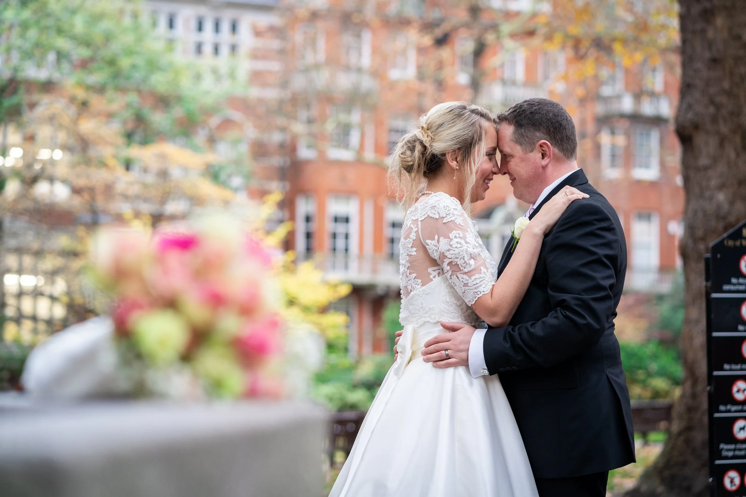 How to Create a Realistic Wedding Budget and Stick to It