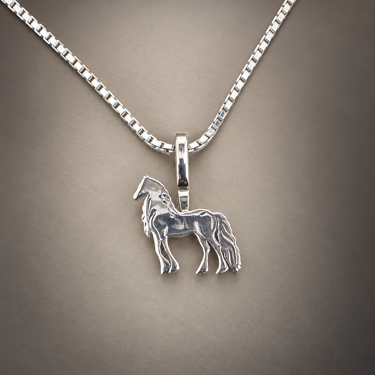 Silver Simple Bail Fresion Horse Pendant close up.png