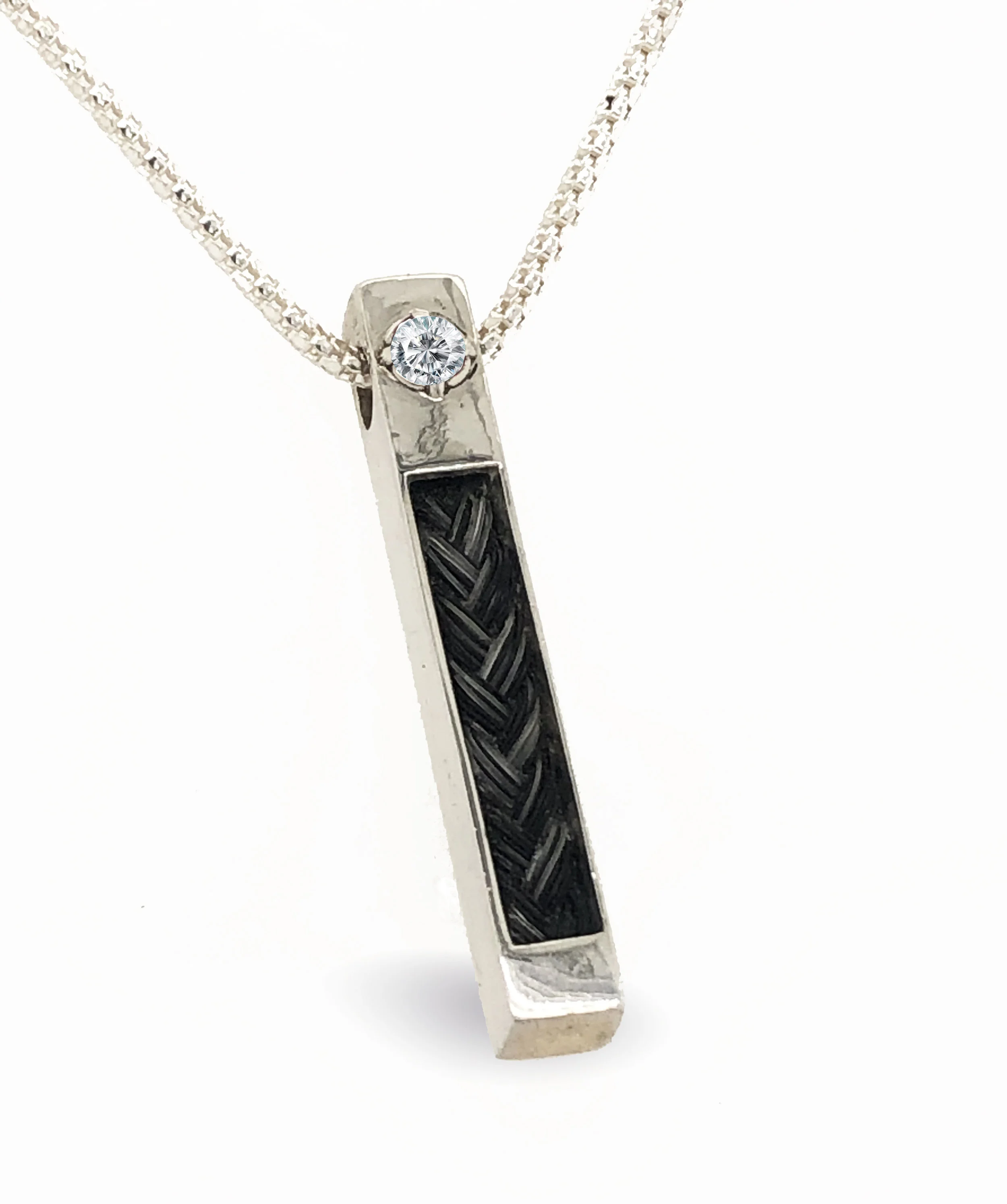 Vertical Horse Hair Pendant With Stone Setting