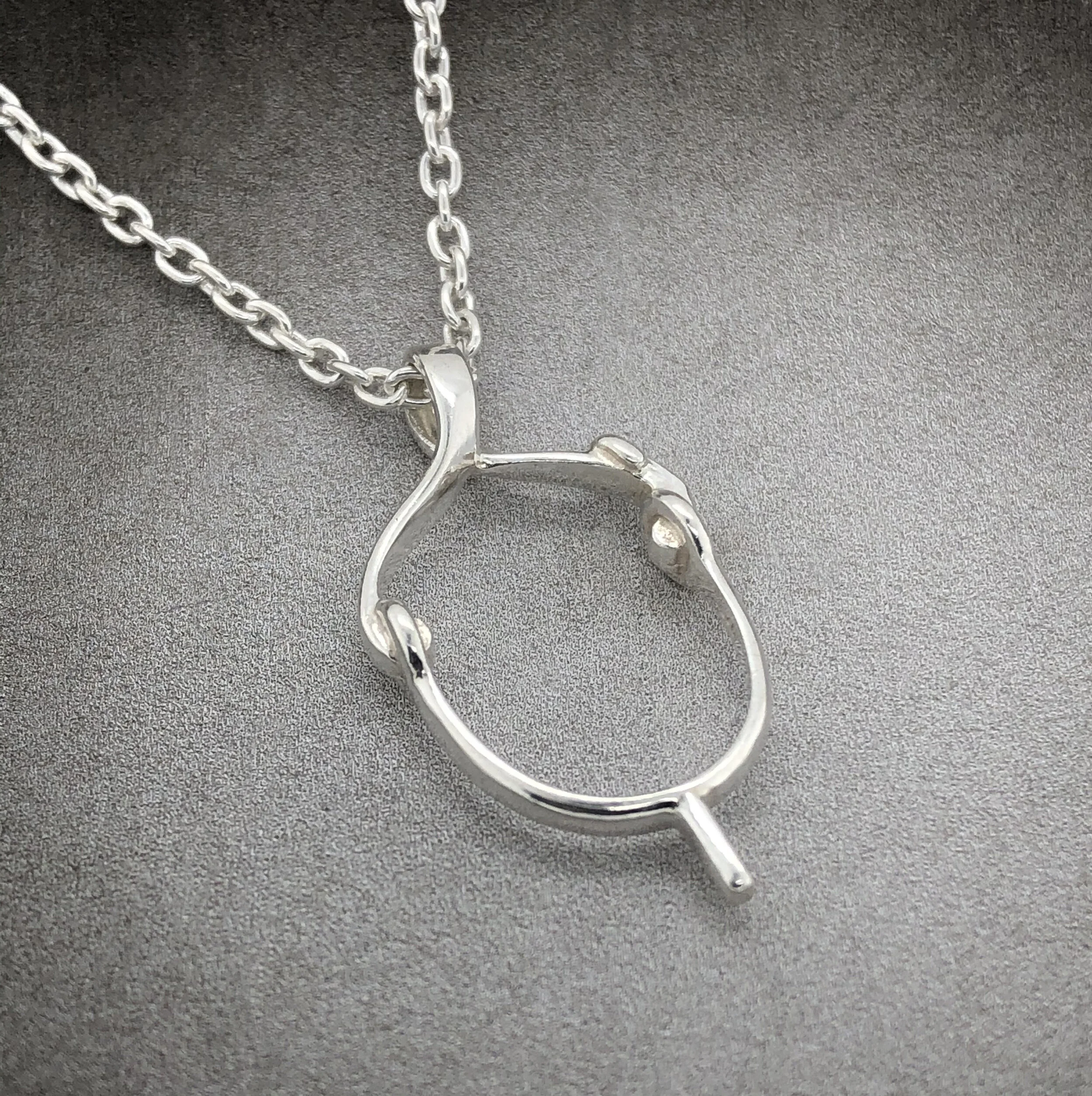 Spur Pendant.jpg