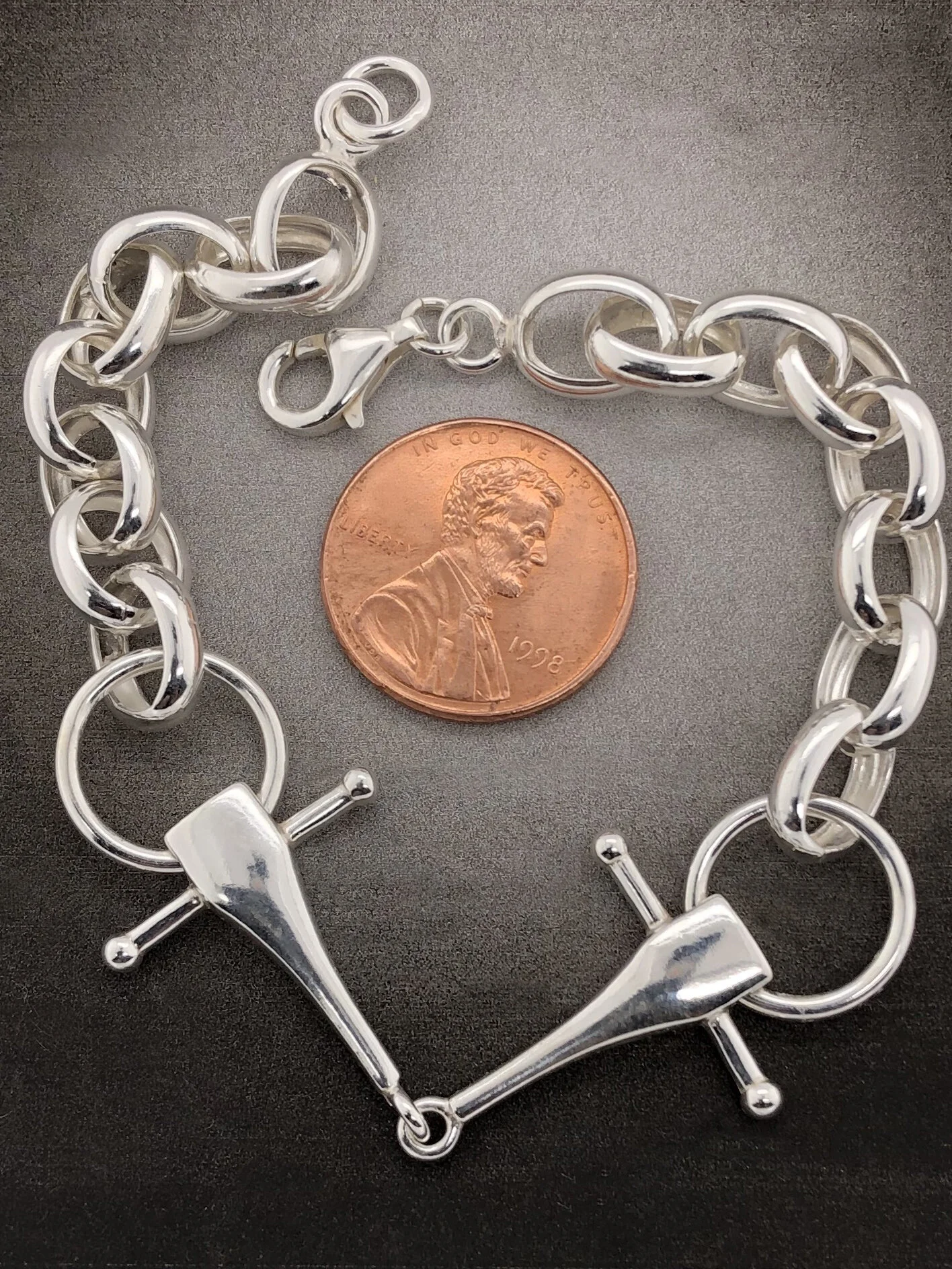 Full Cheek Bit Chain Bracelet Penny as scale