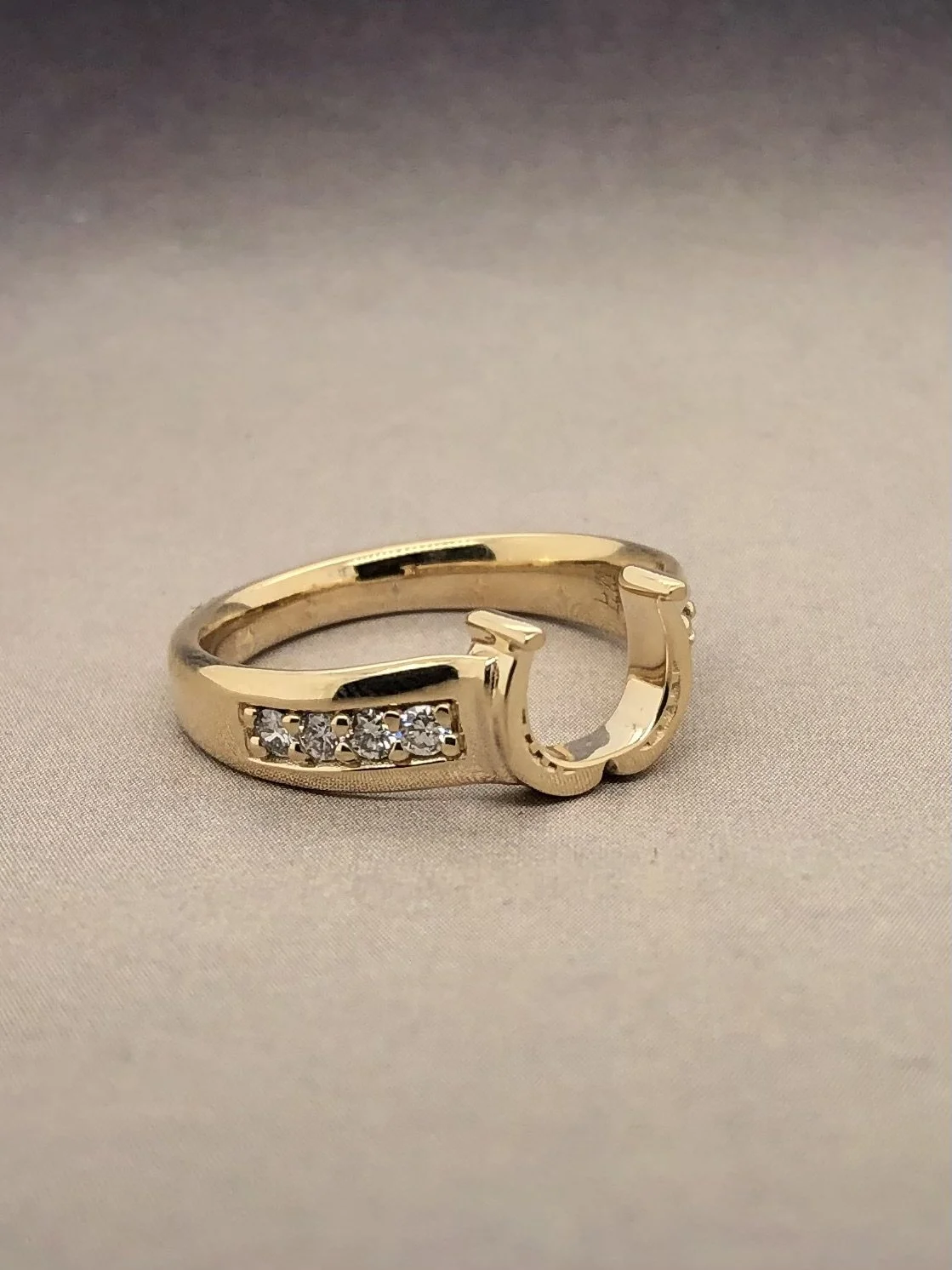 14K Gold Diamond Horseshoe Ring: Elegance in Every Detail — The ...