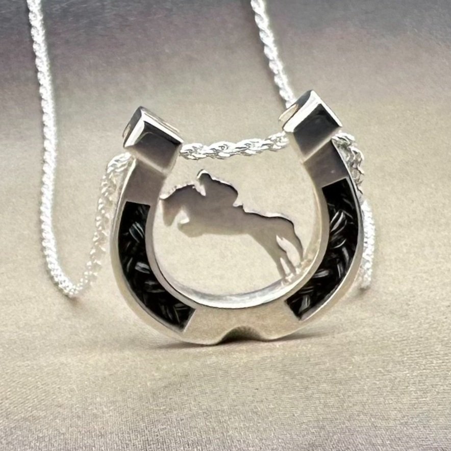 Horseshoe with a Jumper