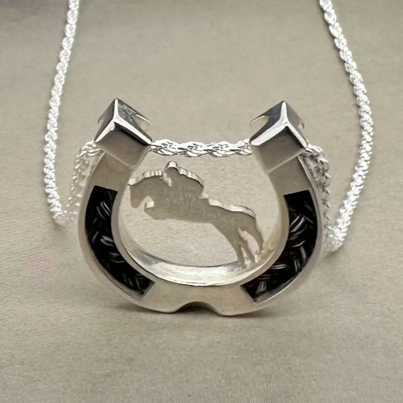 Horseshoe with a Jumper