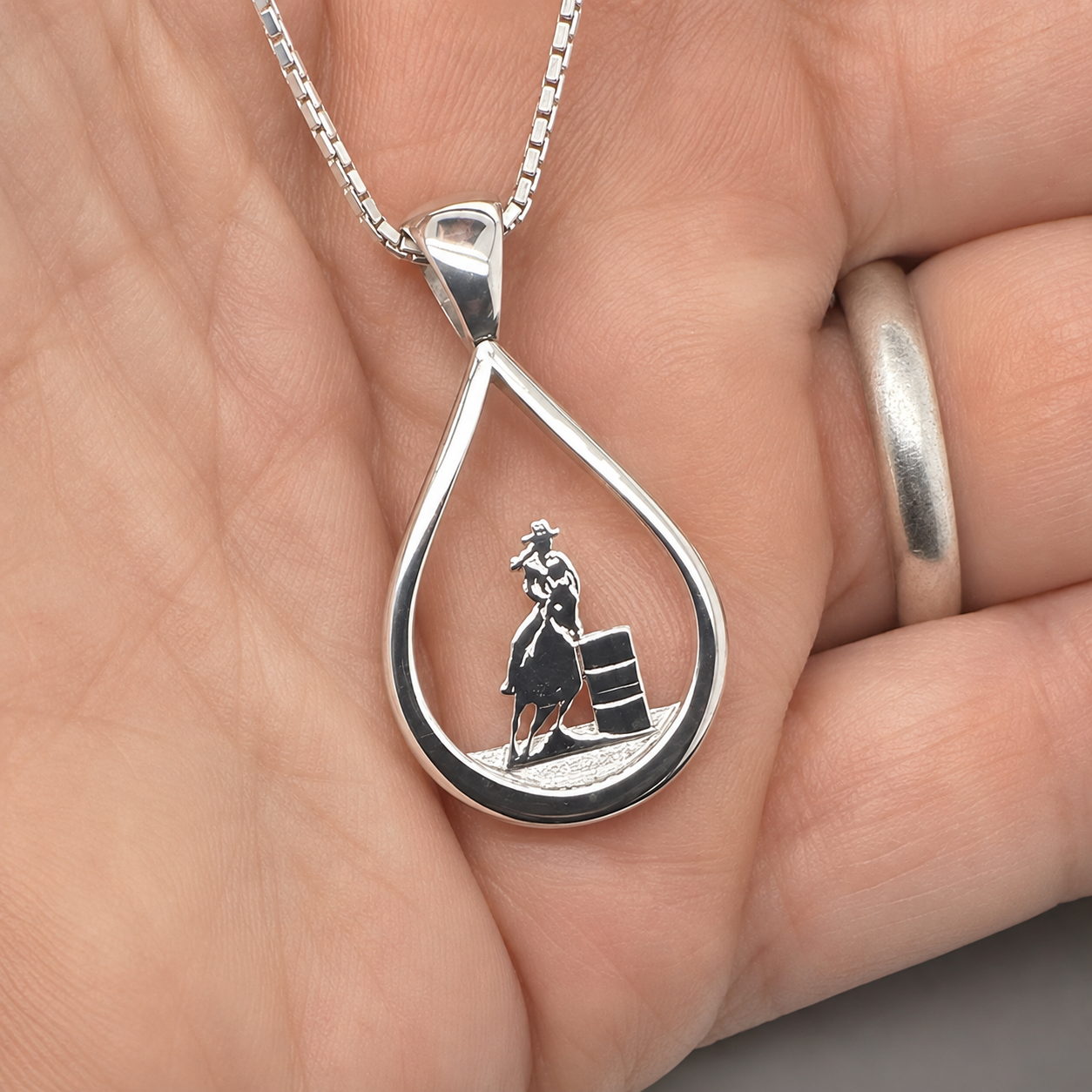 teardrop barrel racer in hand.png