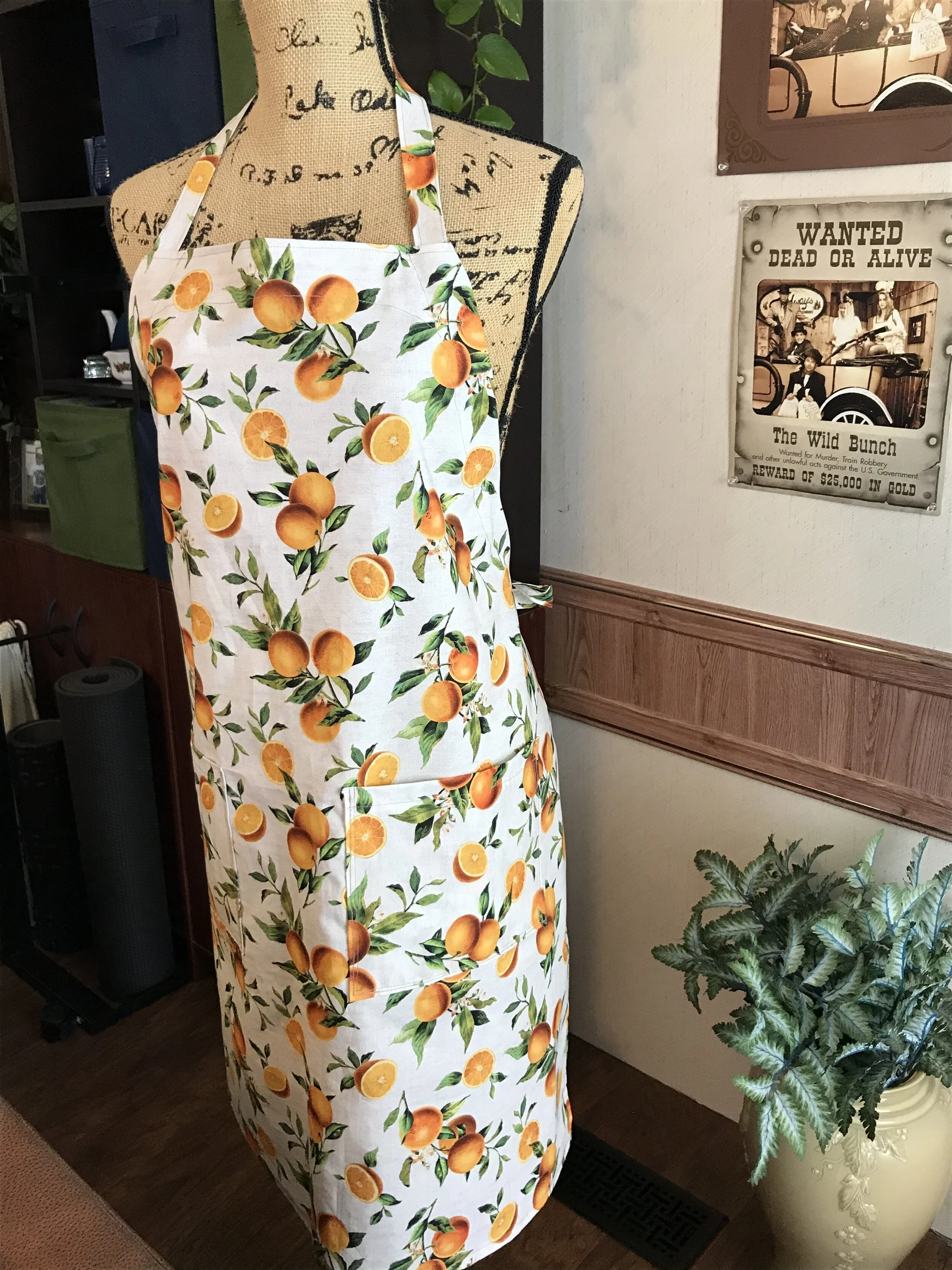 Orchard Bliss Full Apron with Pockets