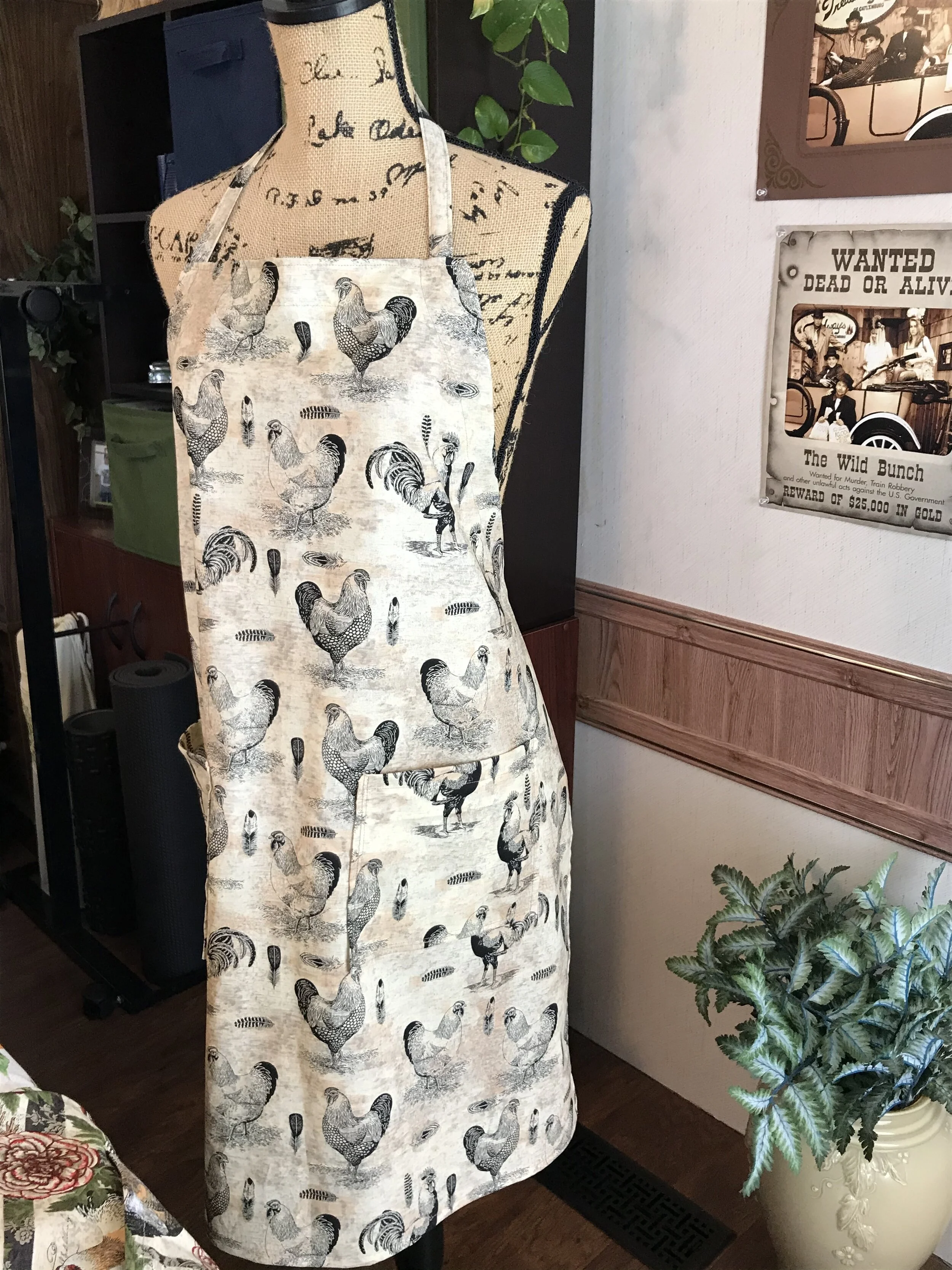 Chicken Print Full Apron with Pockets