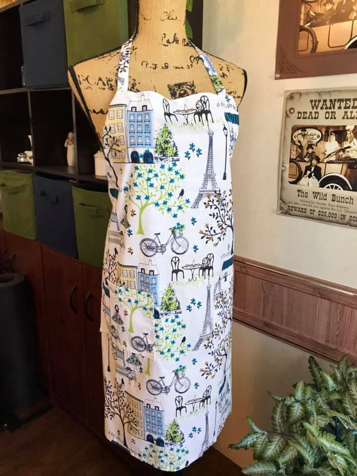 French Bistro and Bicycle Full Apron With Pockets