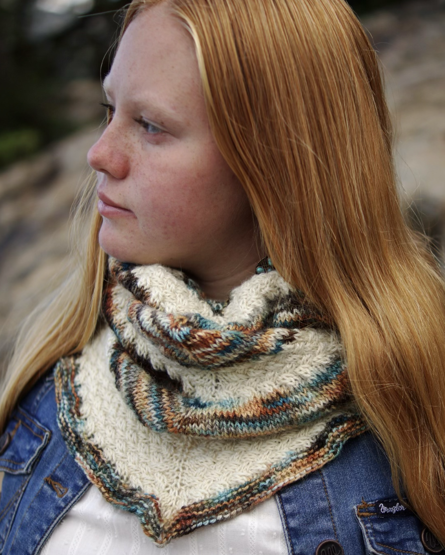 Tahoe Knit Nest: Shallow Waters Cowl