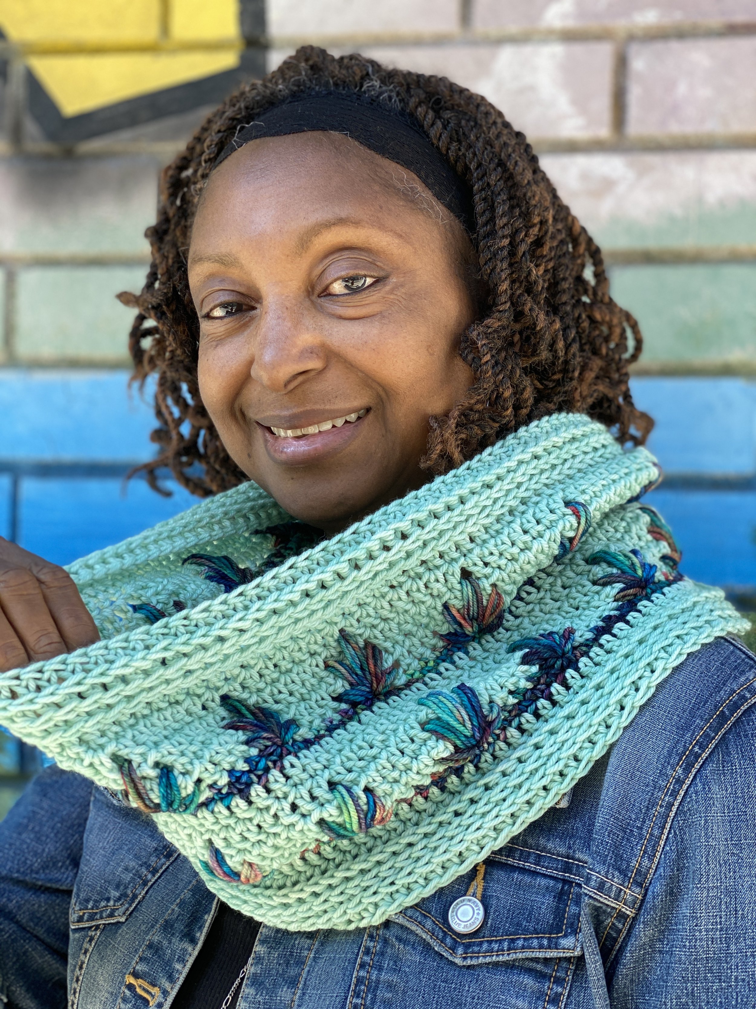 Lofty Lou's : Chain of Leaves Cowl