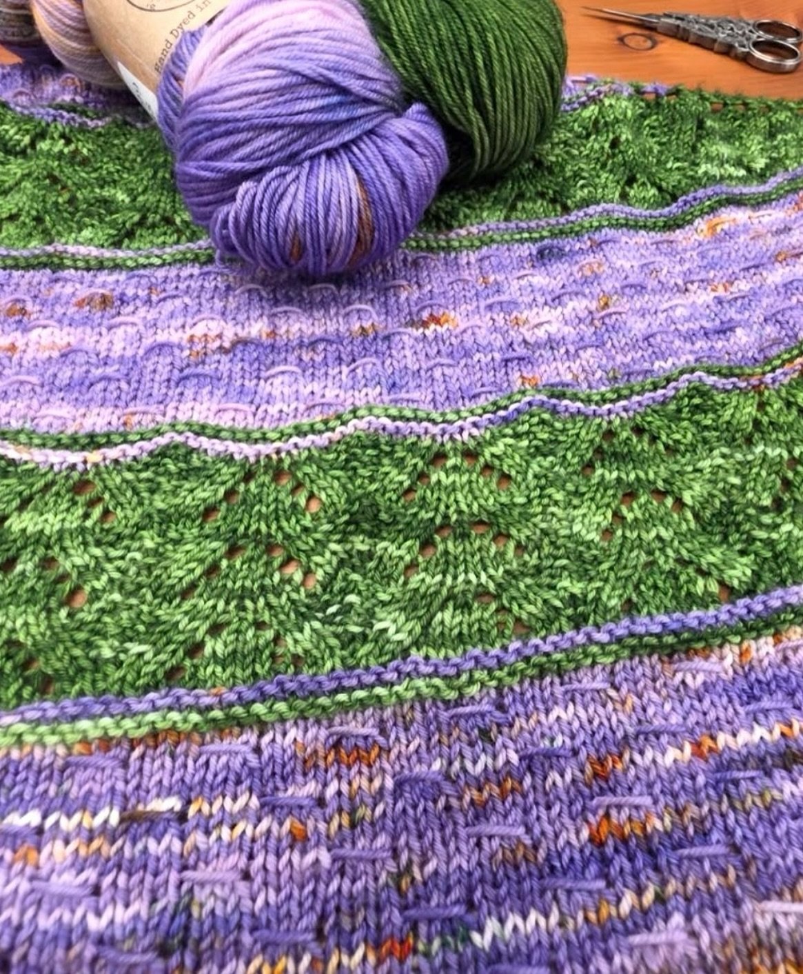 SNYCMAL 2026  is here!
Who is ready to cast on? June 14th is coming right up! 
This amazing combo is from @heatheredyarnco 
The sugar pine shawl is the perfect summertime layer for cozy evenings.