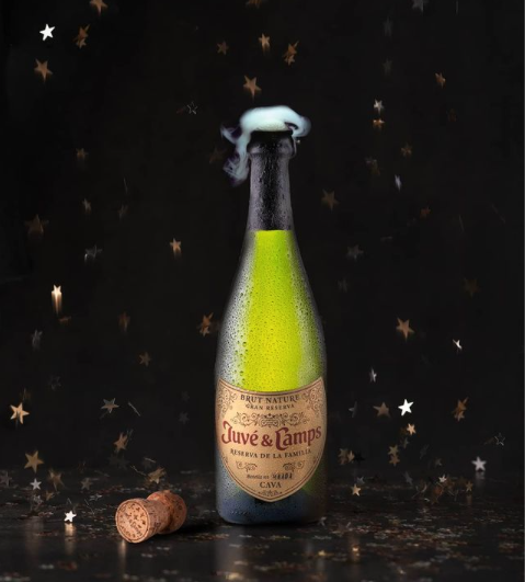 Juv & Camps Reserva de la Familia (Cava de Guarda Superior Gran Reserva)   JC Select Wines