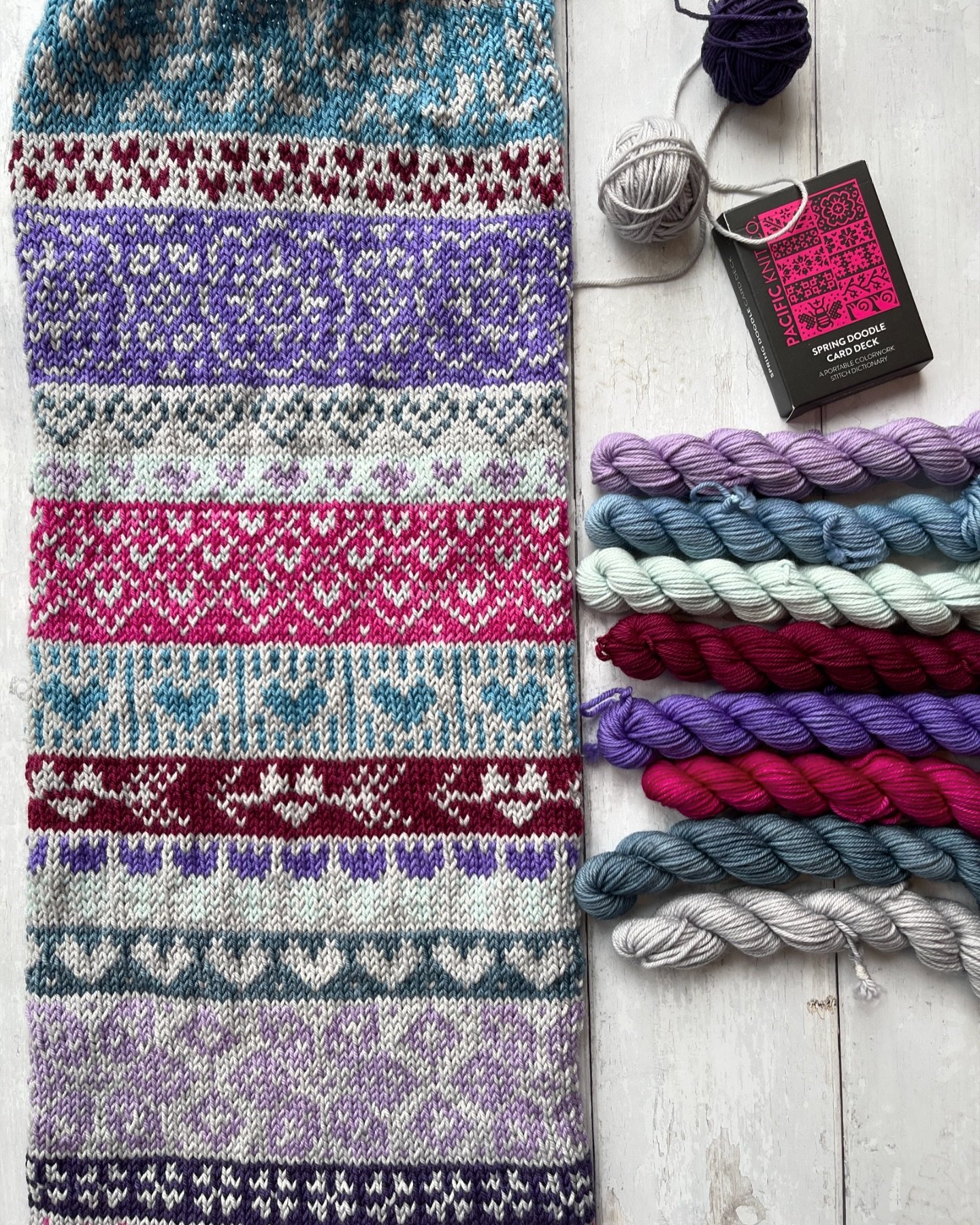 Fabulous Valentines Doodle Infinity Cowl! ❤️ 

Can you believe it was Hannah&rsquo;s first attempt at colourwork!?

There&rsquo;s still a few Doodle Decks and yarn sets in stock at the moment and I&rsquo;ll have a full restock in a couple of weeks. 
