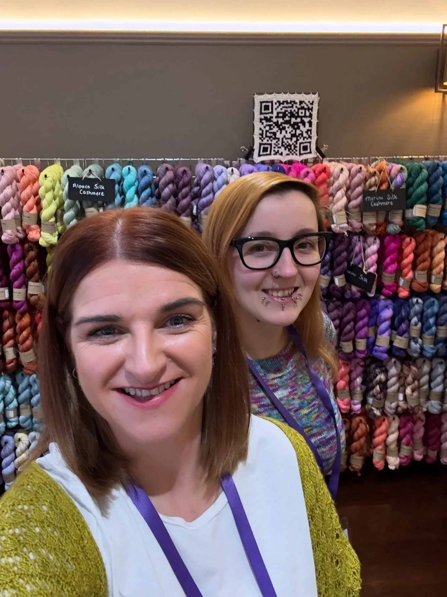 Something very special happens when you fill a hall full of wonderful yarnie people. 🥰🥰🥰

To Antje and the team, thank you, thank you, thank you for being the best helpers and looking after us so well. 

Thank you to each and every one of you who 