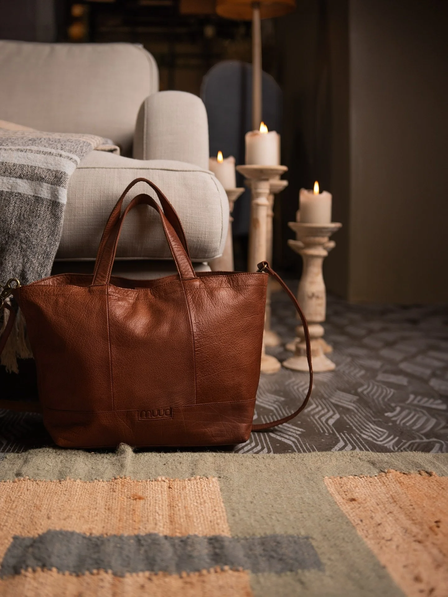 I&rsquo;ve just had a huge delivery of @muudliving leather project bags!!

This one is the Hiba in Rich Brown Leather and it would work as an every day bag or a decent sized project bag. 

The website has been updated with in stock items including th