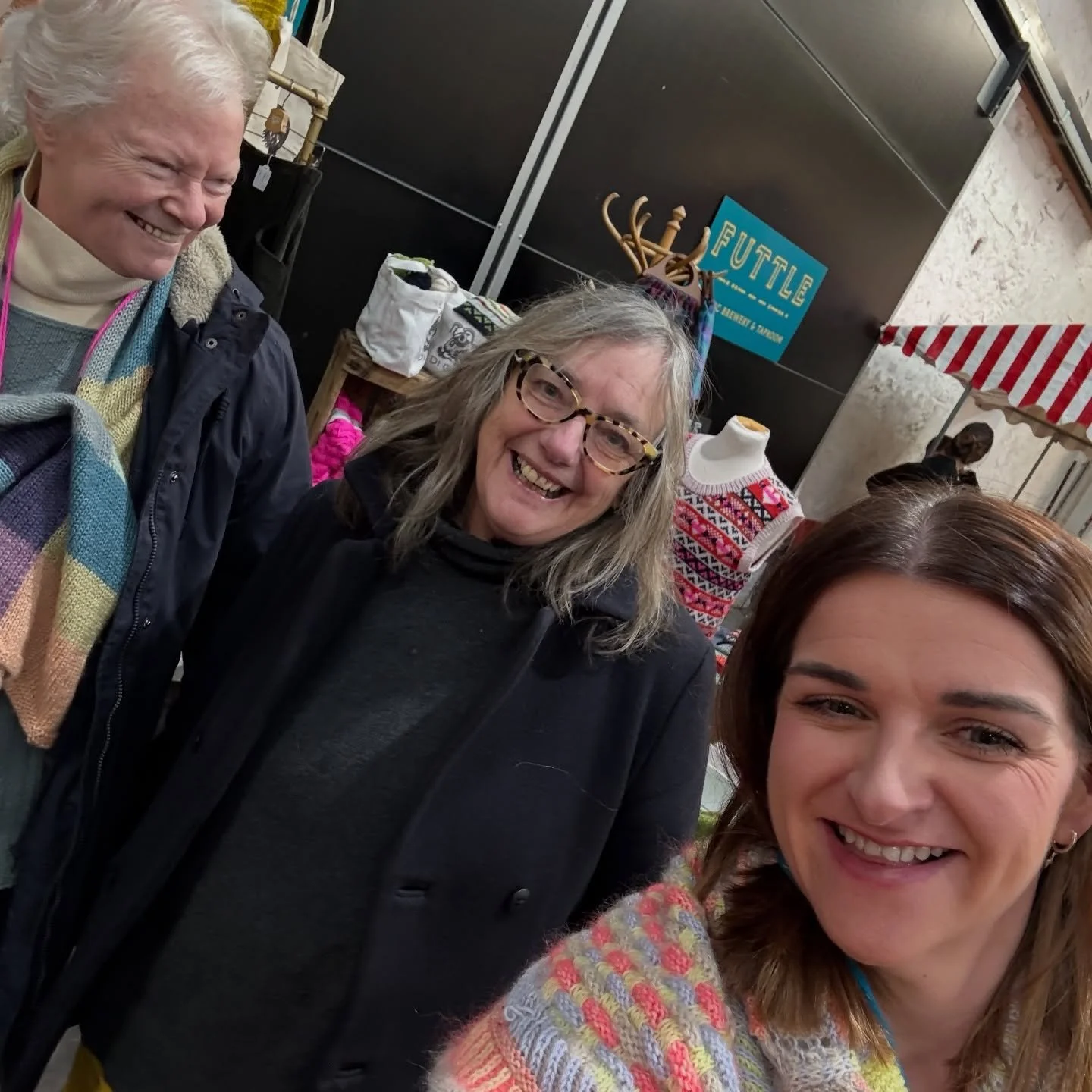 What a weekend&hellip; 

Something special happens when a barn of creatives come together to appreciate each other&rsquo;s talents @eastneukknits 

Thank you so much to the organisers Di, Sheila, Ali, Kirsty, Susan and Alison. What a team! 

I was ch