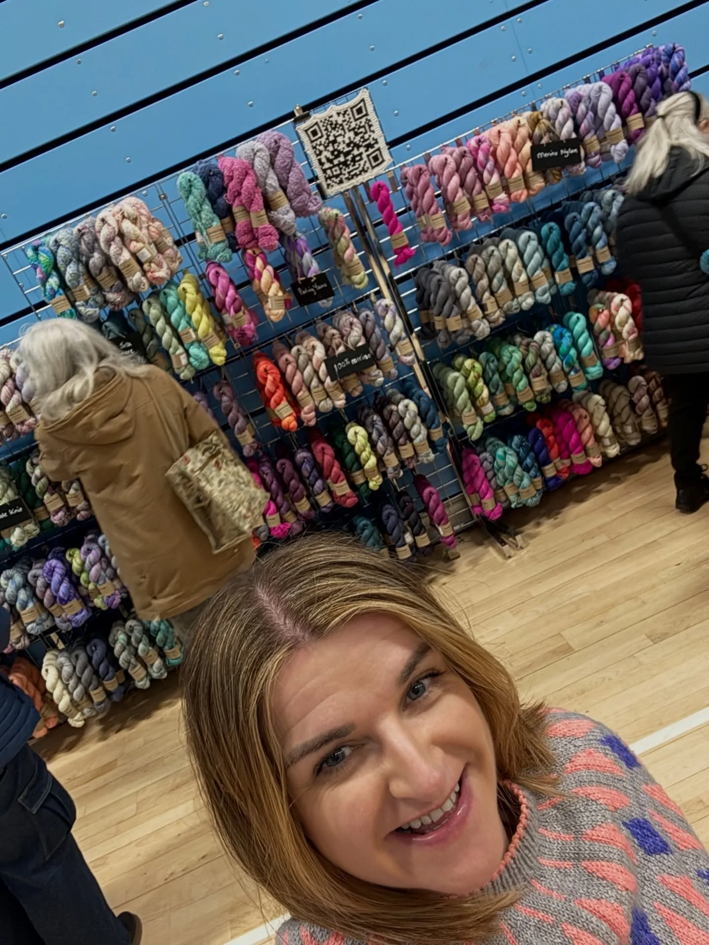 All open in @elginfibrefest

So excited!

A few teething problems with wifi signal so please bring cash if possible. Xx